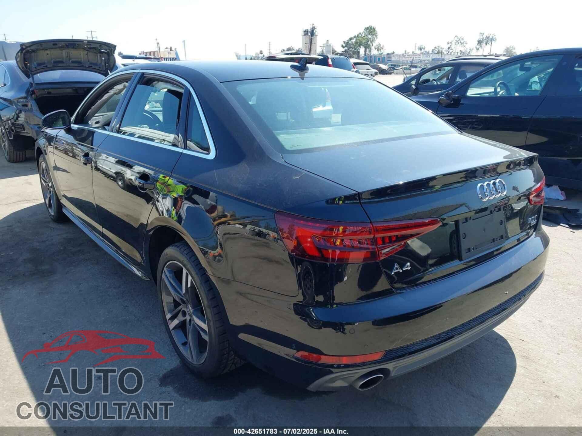 AUDI A4 2018 - WAUMMAF40JA138779