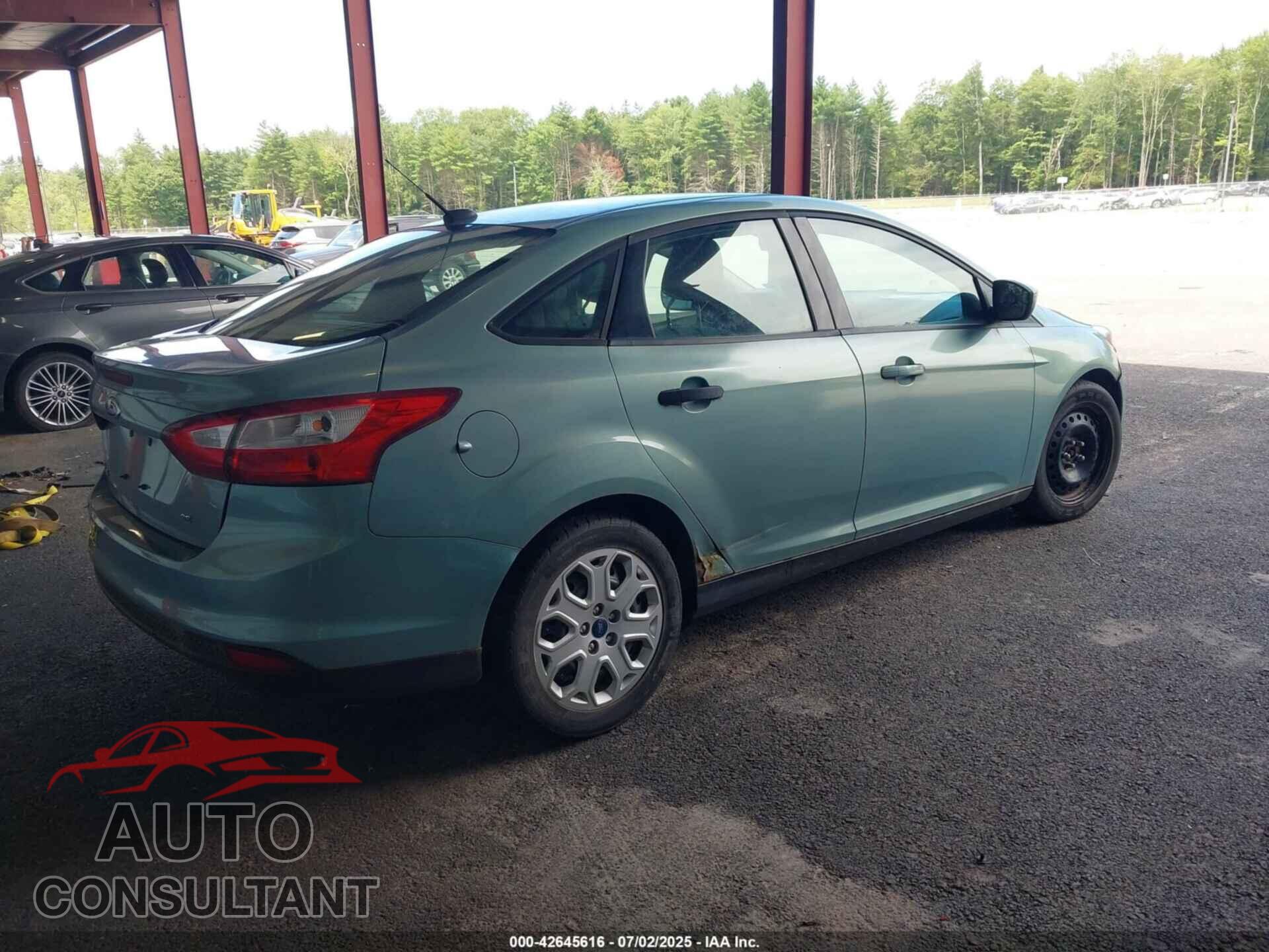 FORD FOCUS 2012 - 1FAHP3F21CL269593