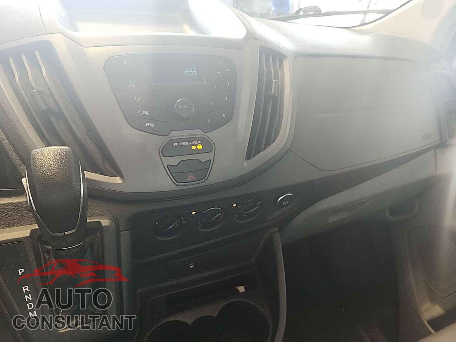 FORD TRANSIT 2017 - 1FTYE1CMXHKA51627