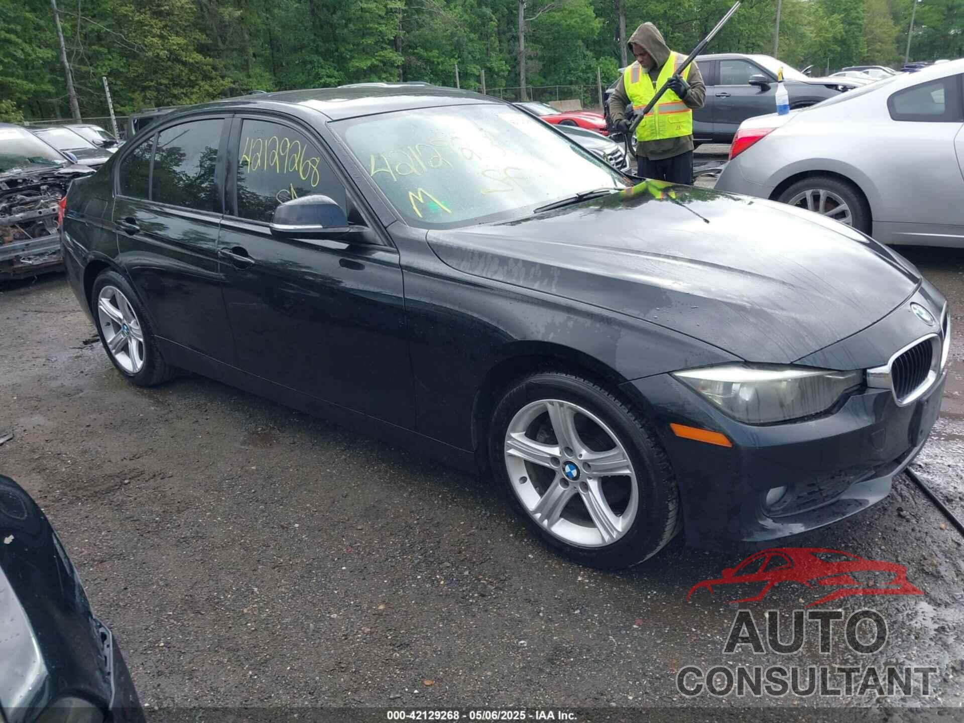 BMW 320I 2013 - WBA3C3C55DF982704