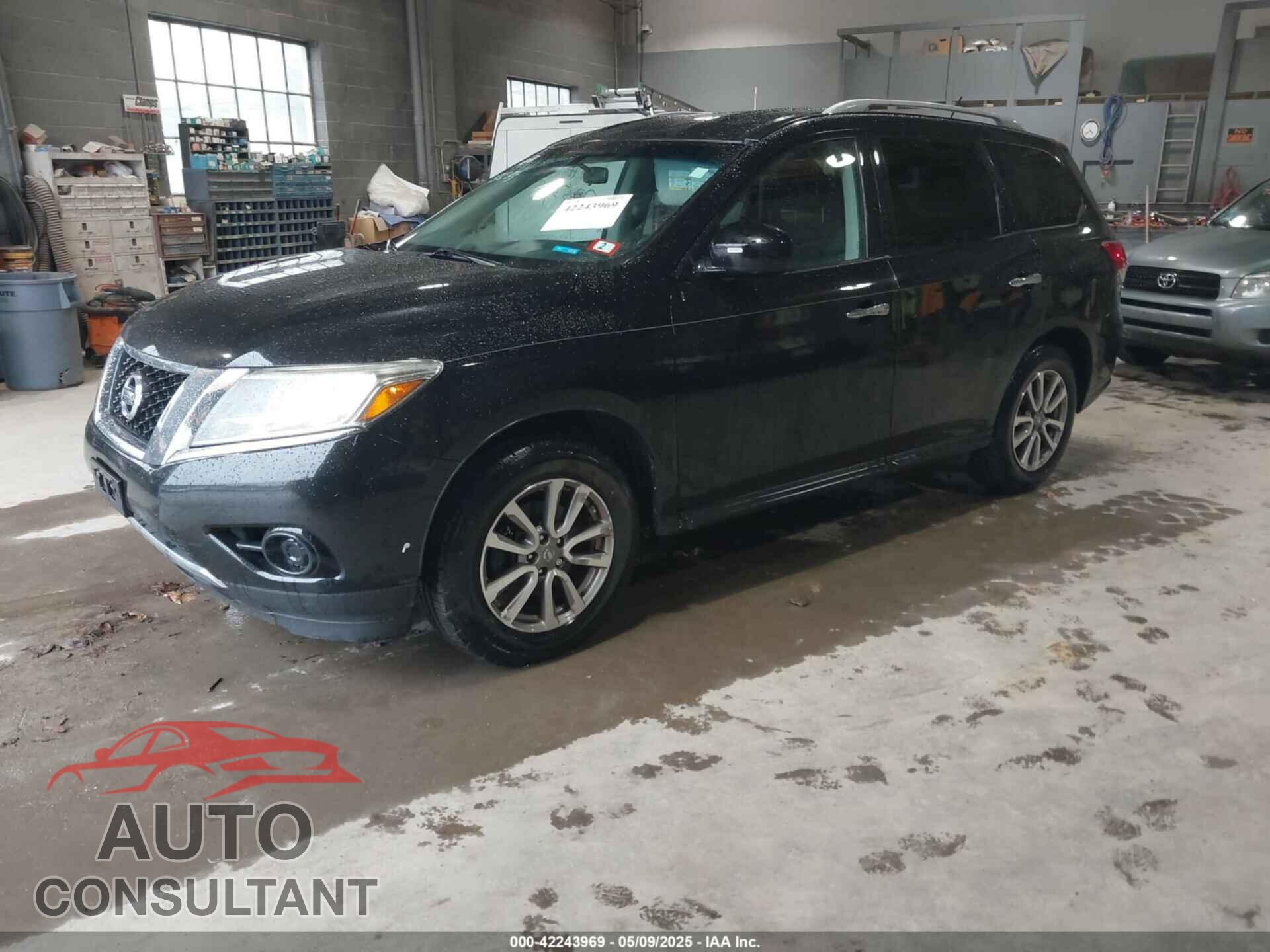 NISSAN PATHFINDER 2014 - 5N1AR2MM0EC729667