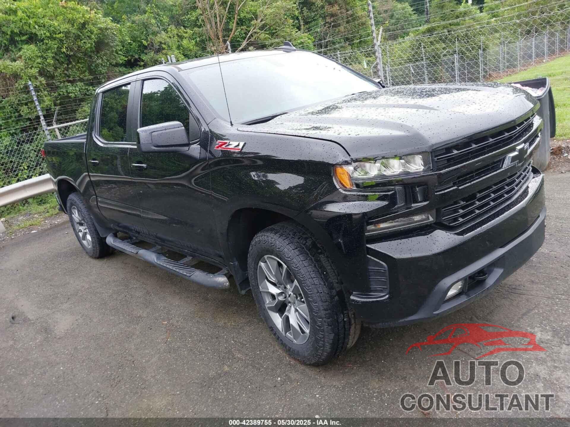 CHEVROLET SILVERADO 1500 2021 - 1GCUYEED0MZ418918