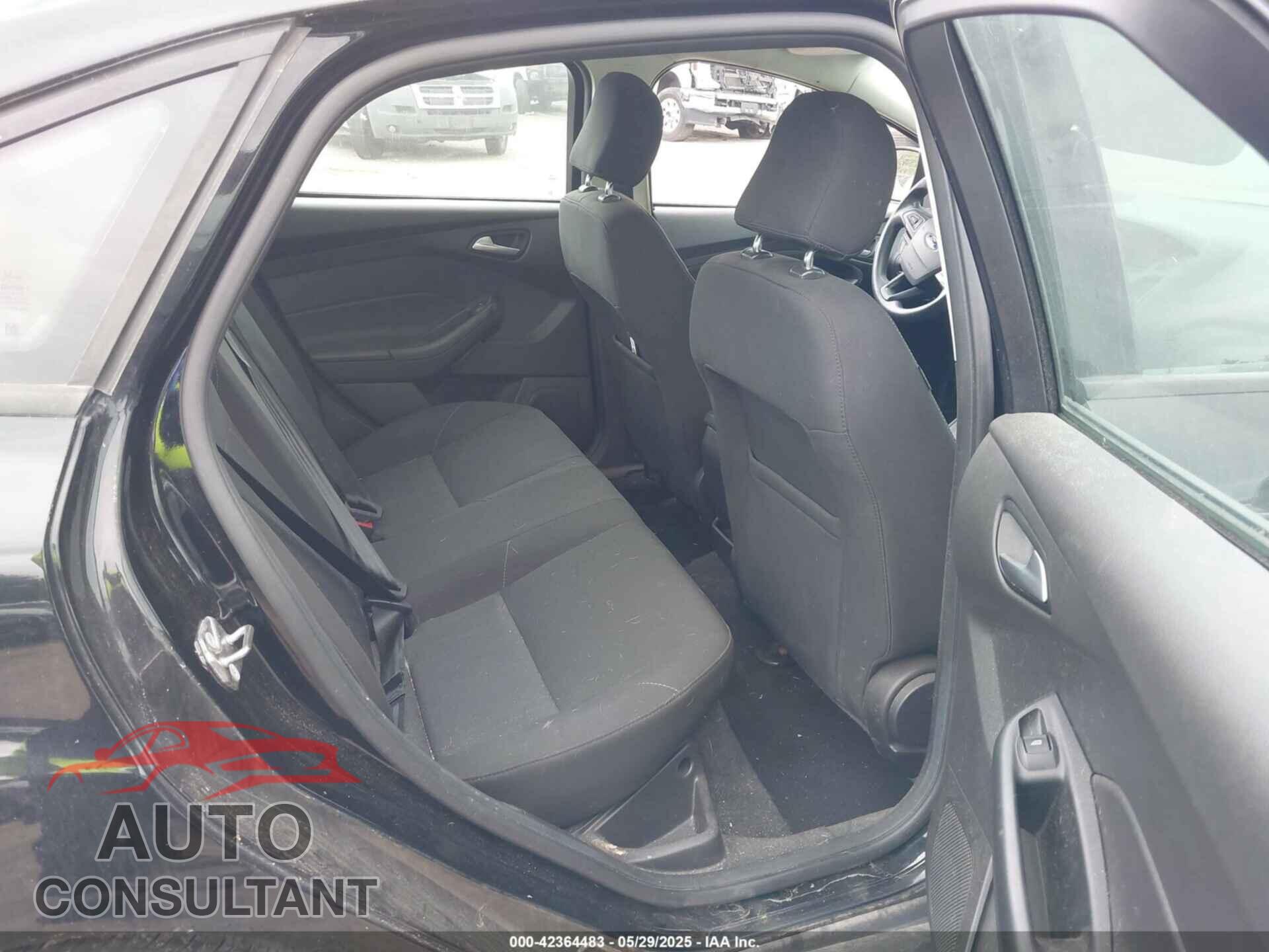FORD FOCUS 2017 - 1FADP3FE5HL316446