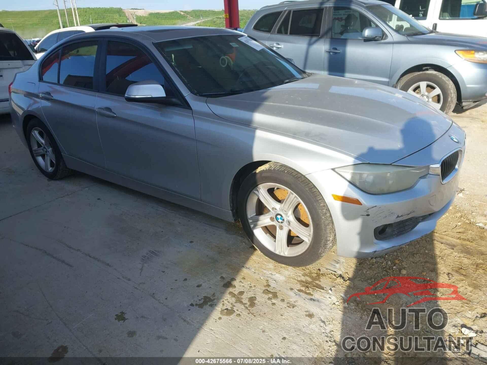 BMW 320I 2014 - WBA3B1C56EK131298
