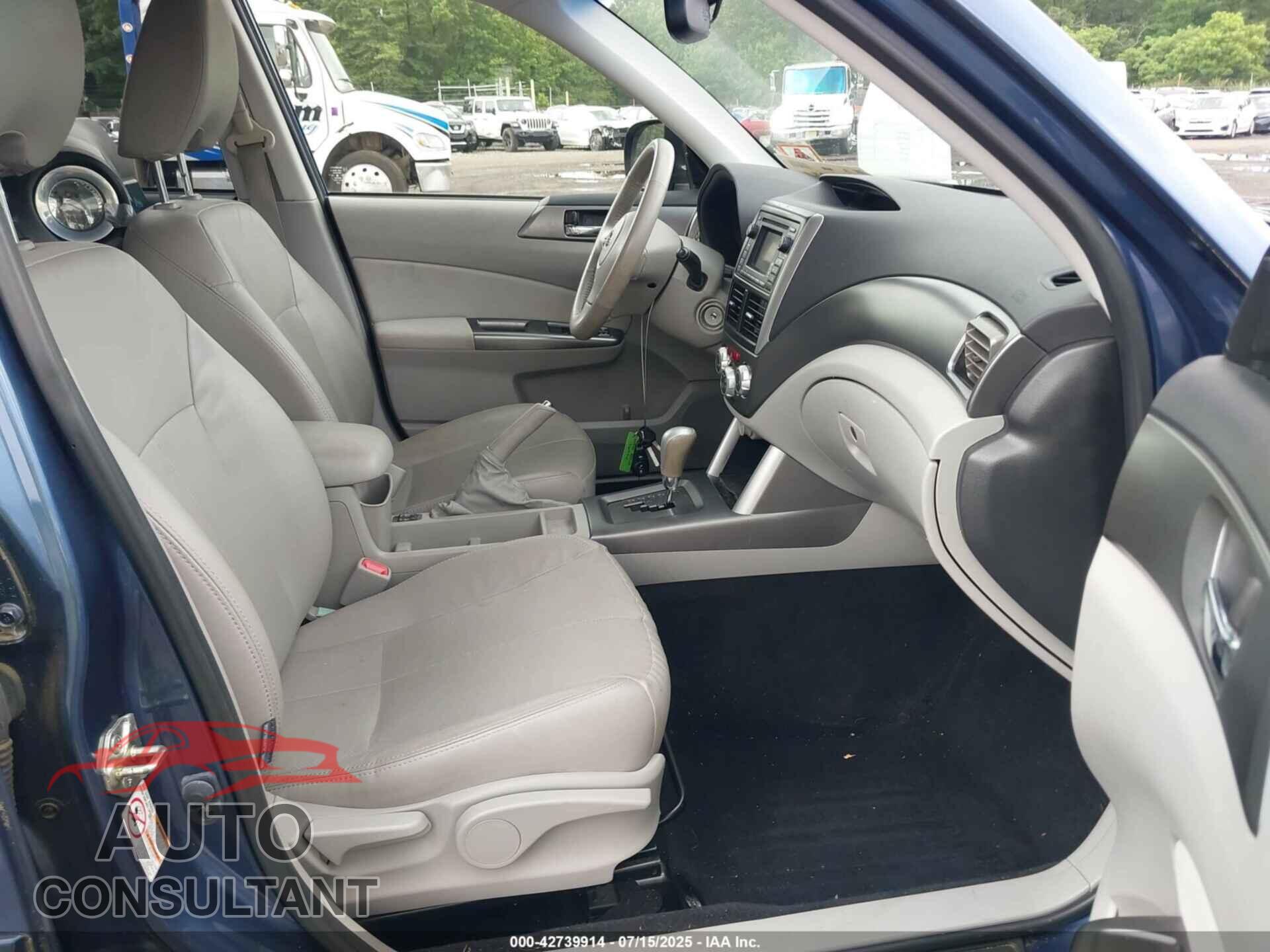 SUBARU FORESTER 2013 - JF2SHAEC9DH427261