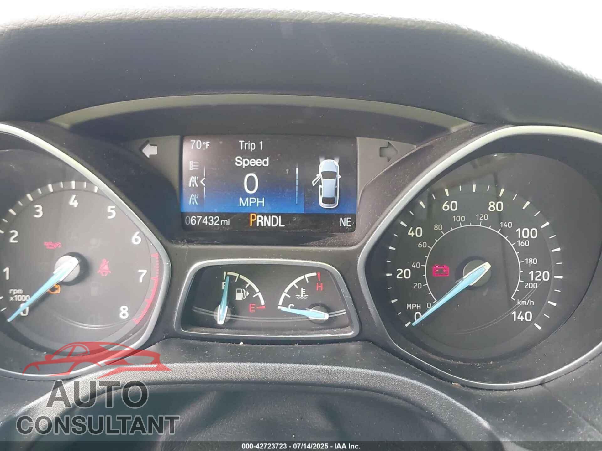FORD FOCUS 2017 - 1FADP3K22HL214839