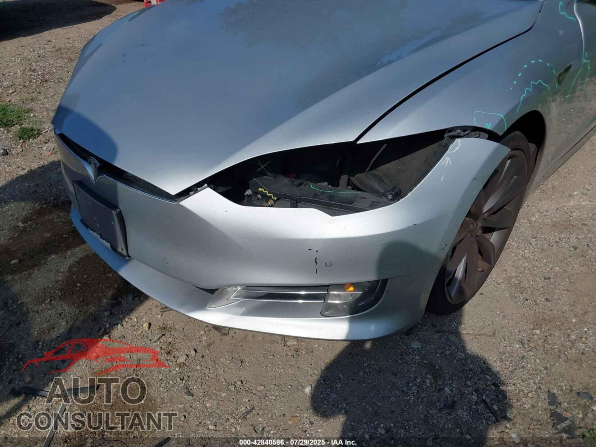 TESLA MODEL S 2016 - 5YJSA1E46GF156353