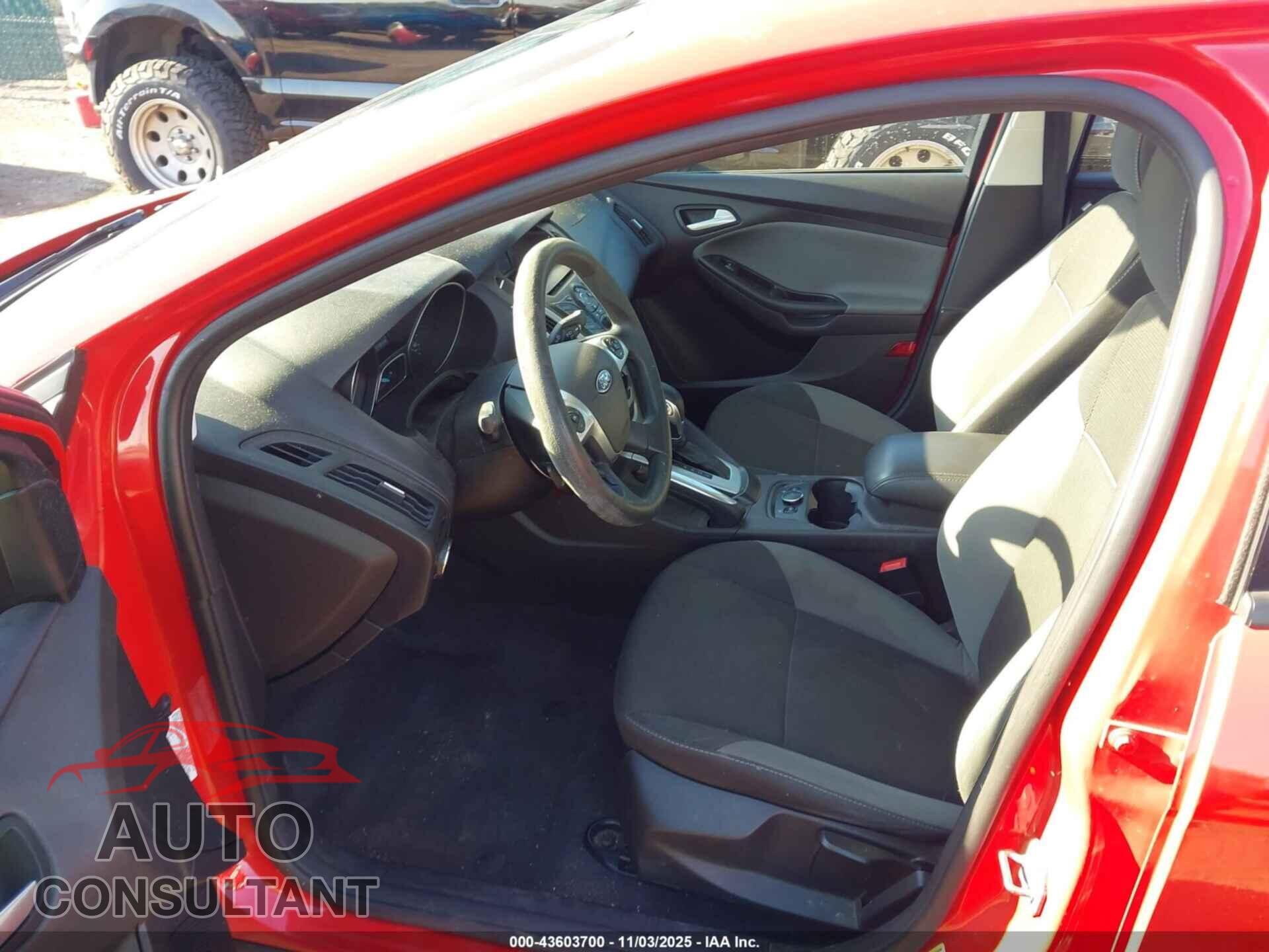 FORD FOCUS 2014 - 1FADP3F29EL142995