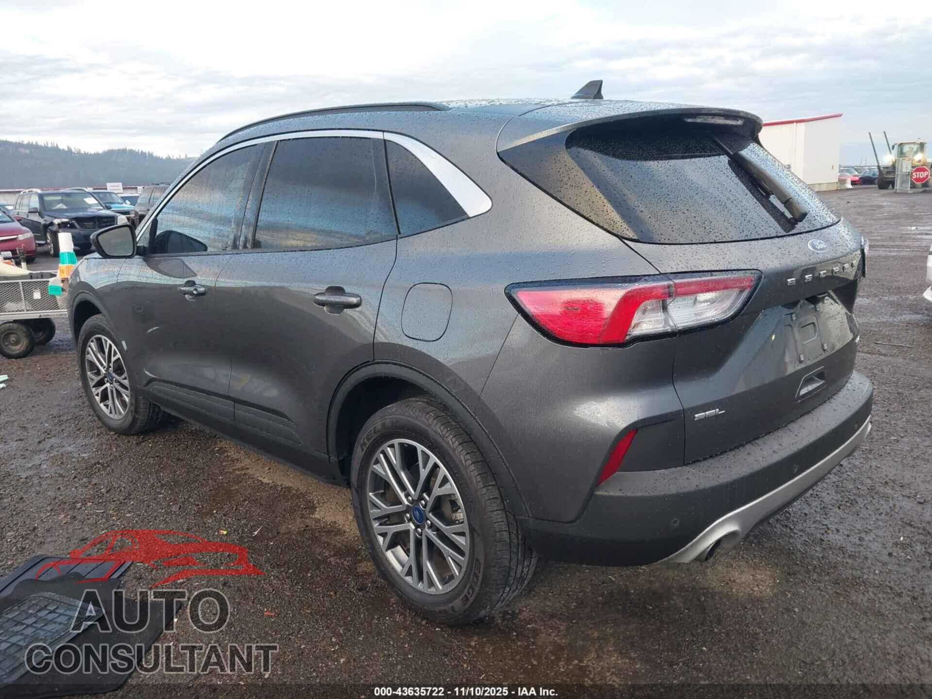 FORD ESCAPE 2021 - 1FMCU9H63MUA52182