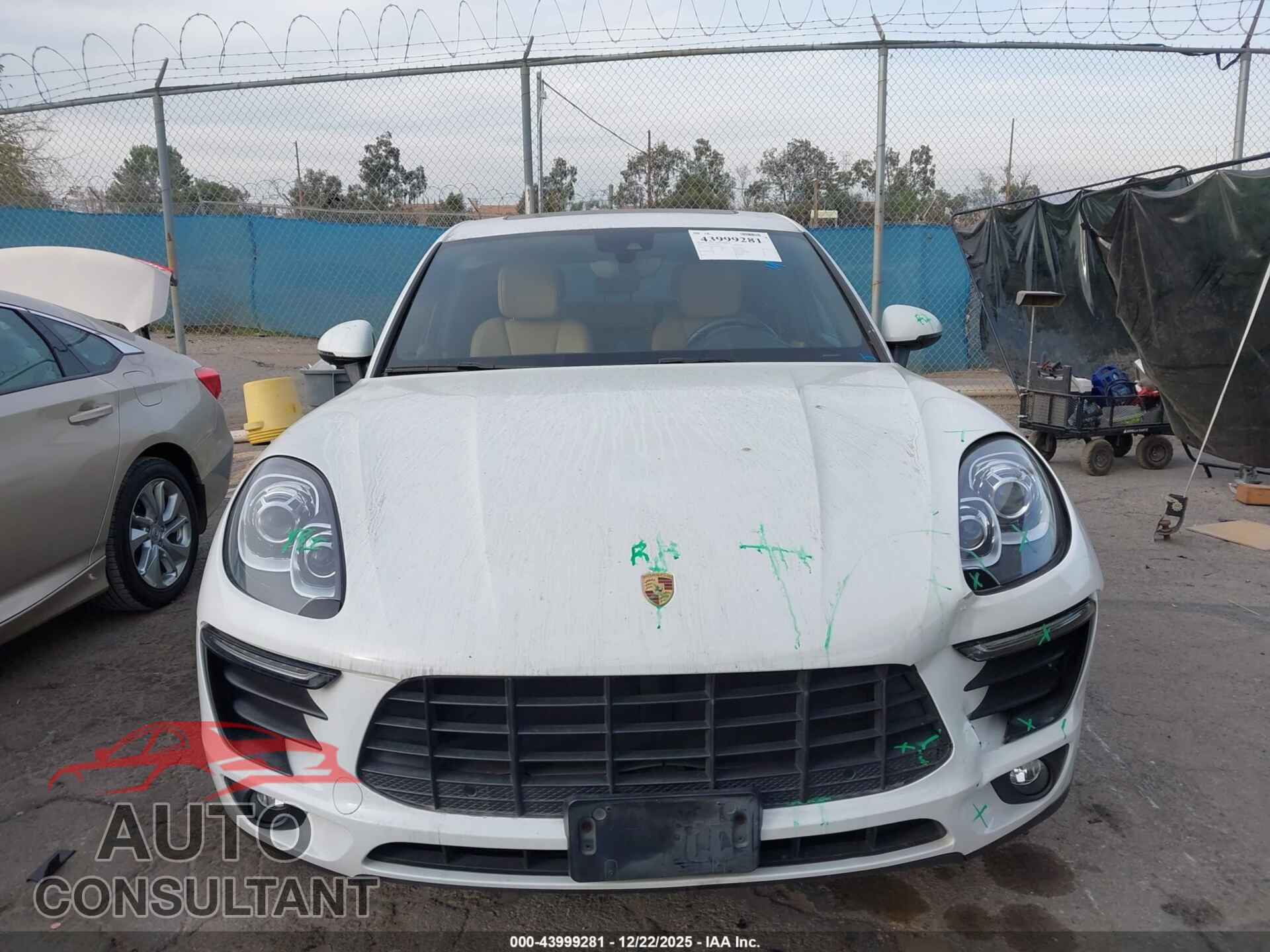 PORSCHE MACAN 2017 - WP1AA2A52HLB09303