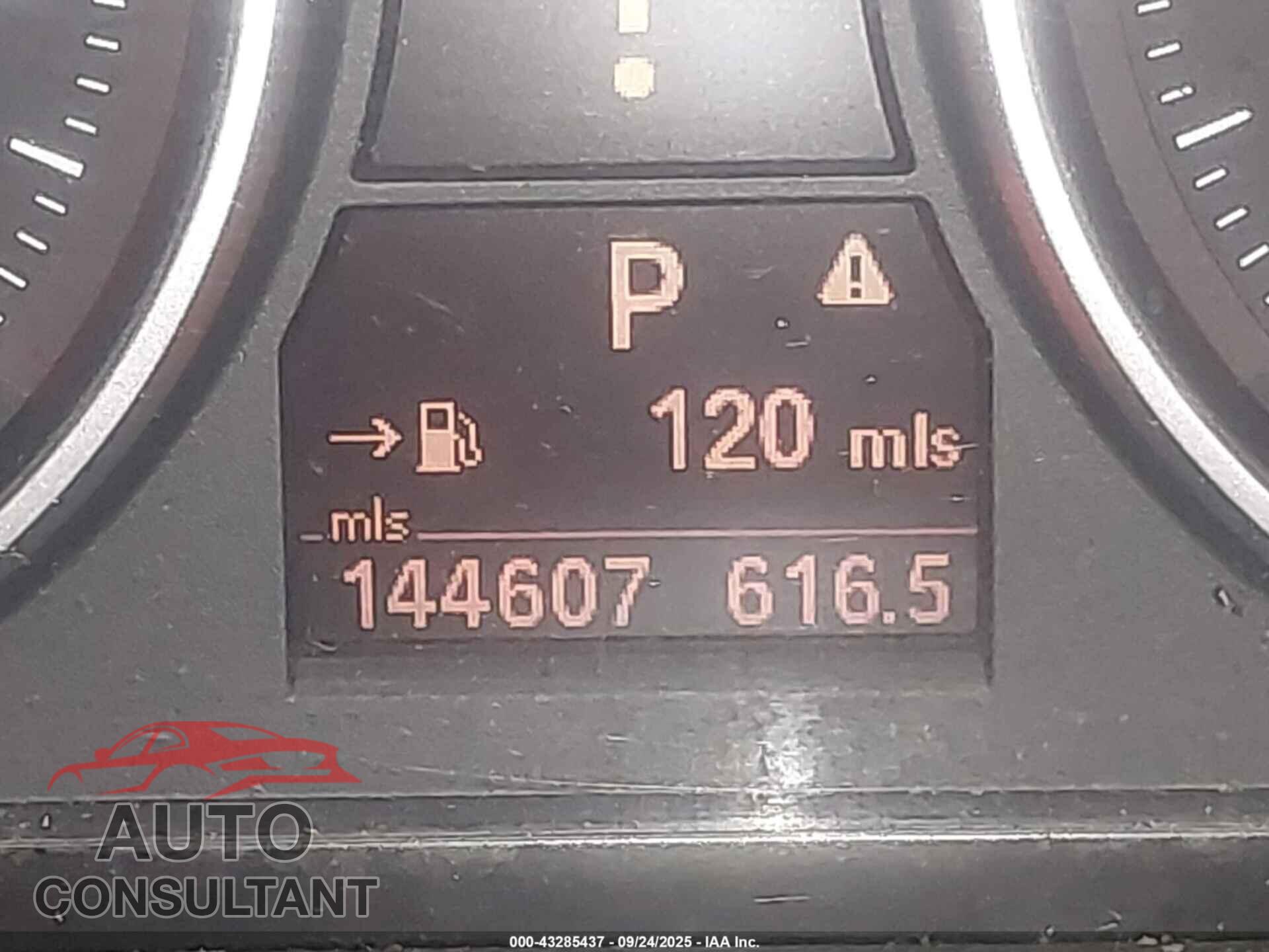 BMW X1 2013 - WBAVL1C53DVR82039