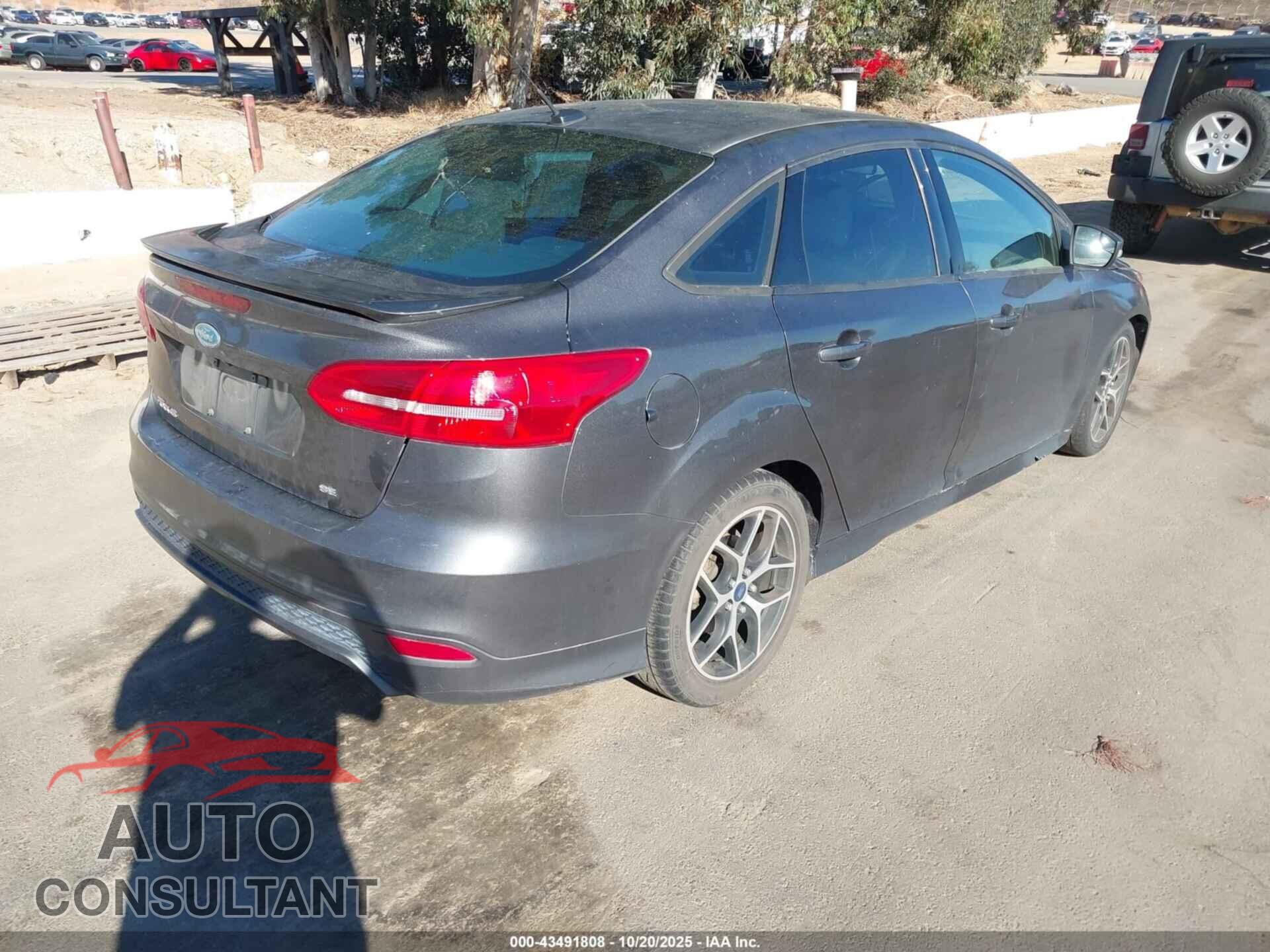 FORD FOCUS 2015 - 1FADP3F22FL281481