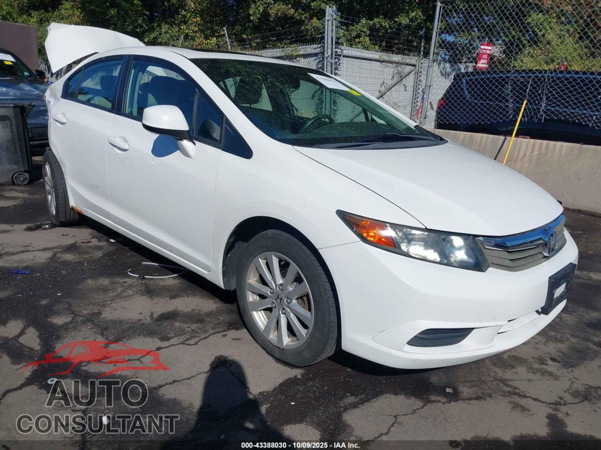 HONDA CIVIC 2012 - 2HGFB2F86CH607664