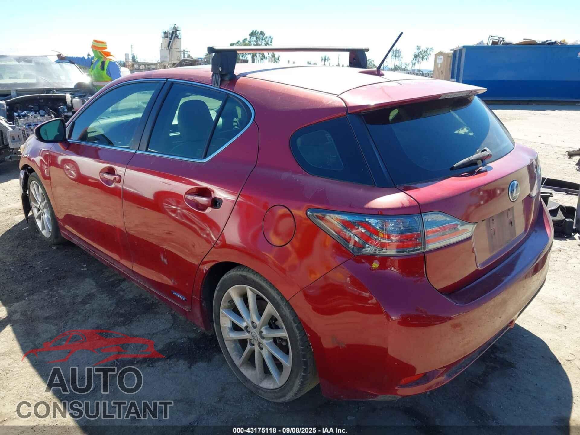 LEXUS CT 200H 2013 - JTHKD5BH7D2135143