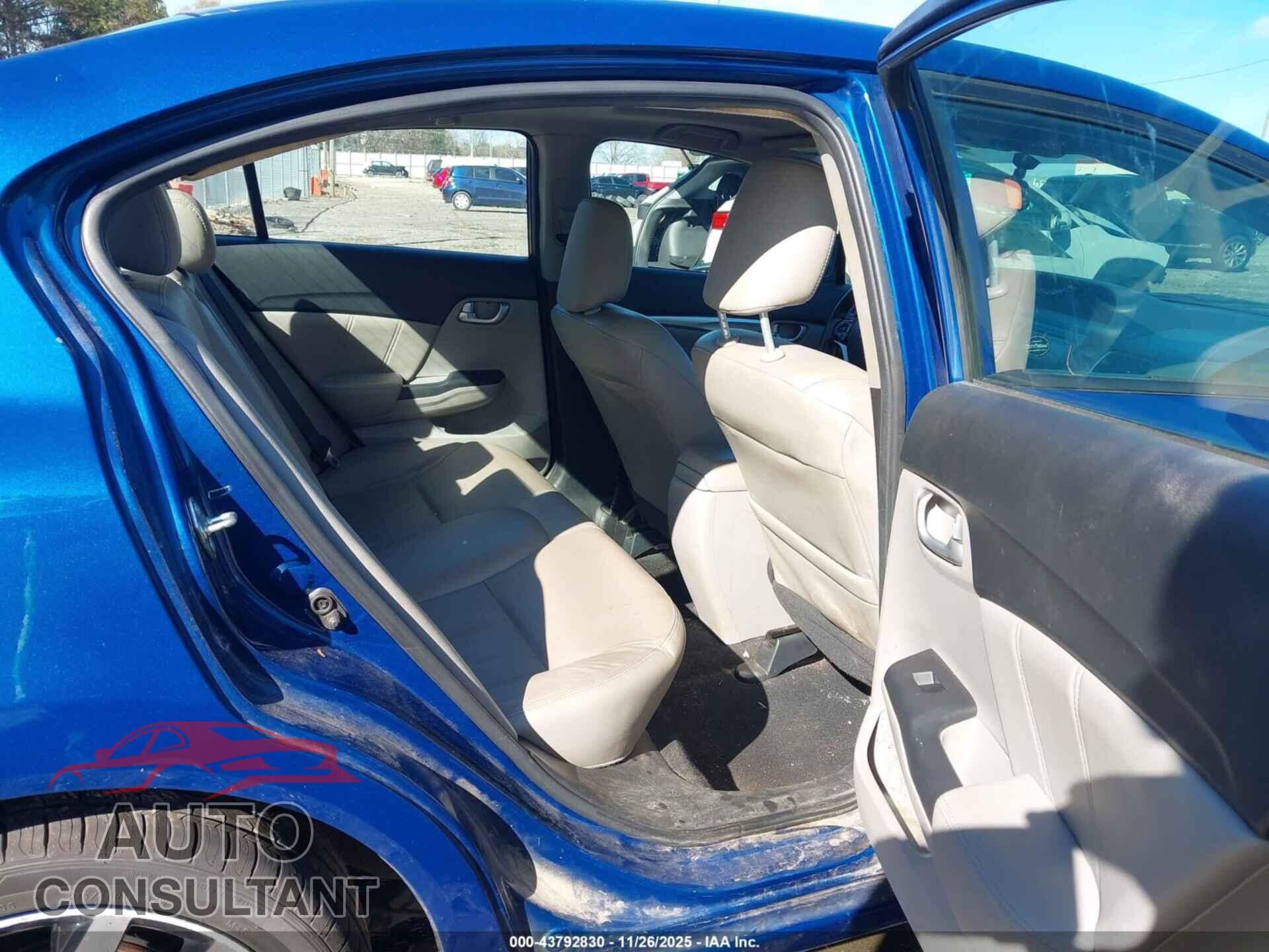 HONDA CIVIC 2014 - 19XFB2F94EE272183