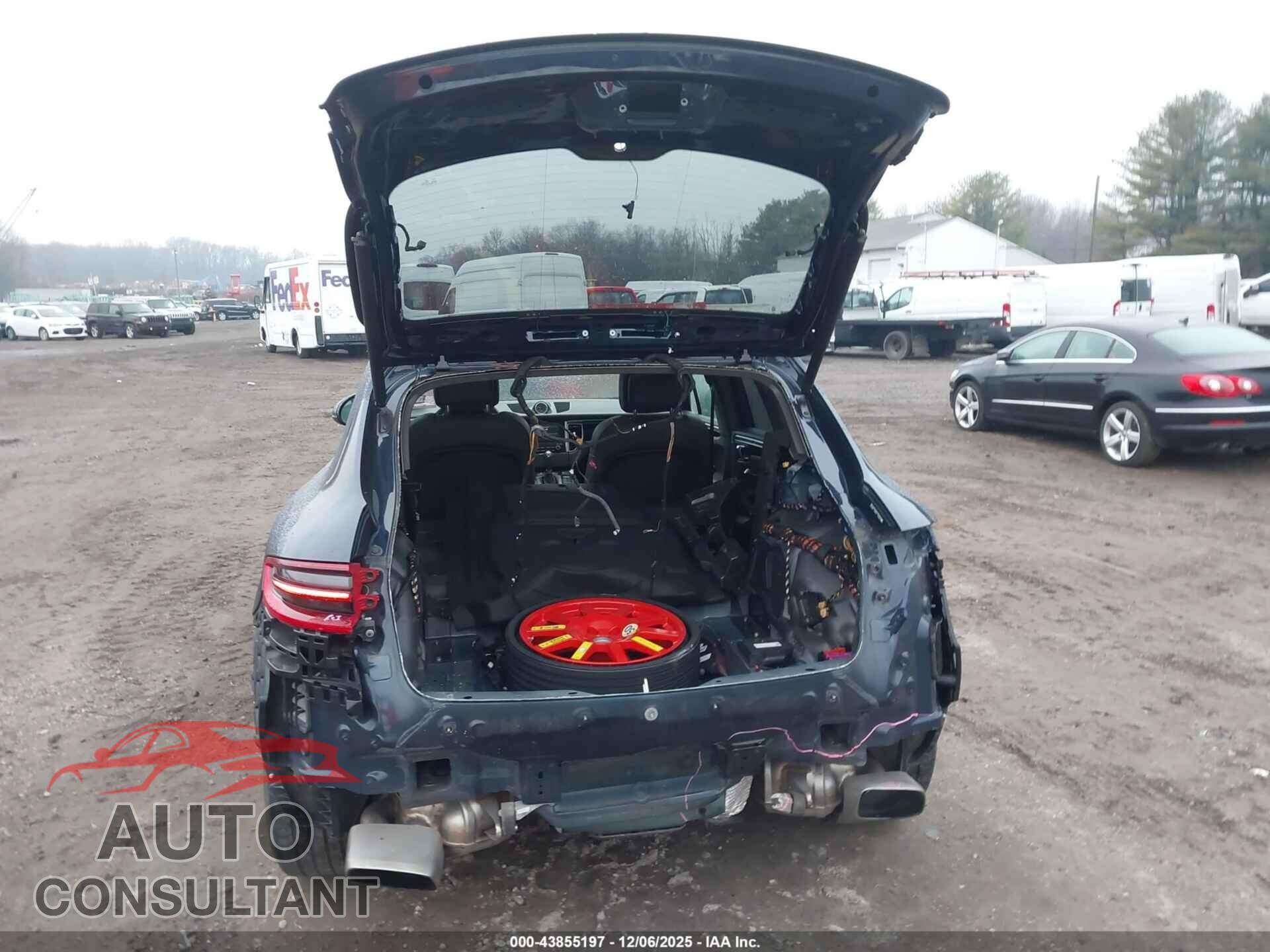 PORSCHE MACAN 2017 - WP1AA2A52HLB82560
