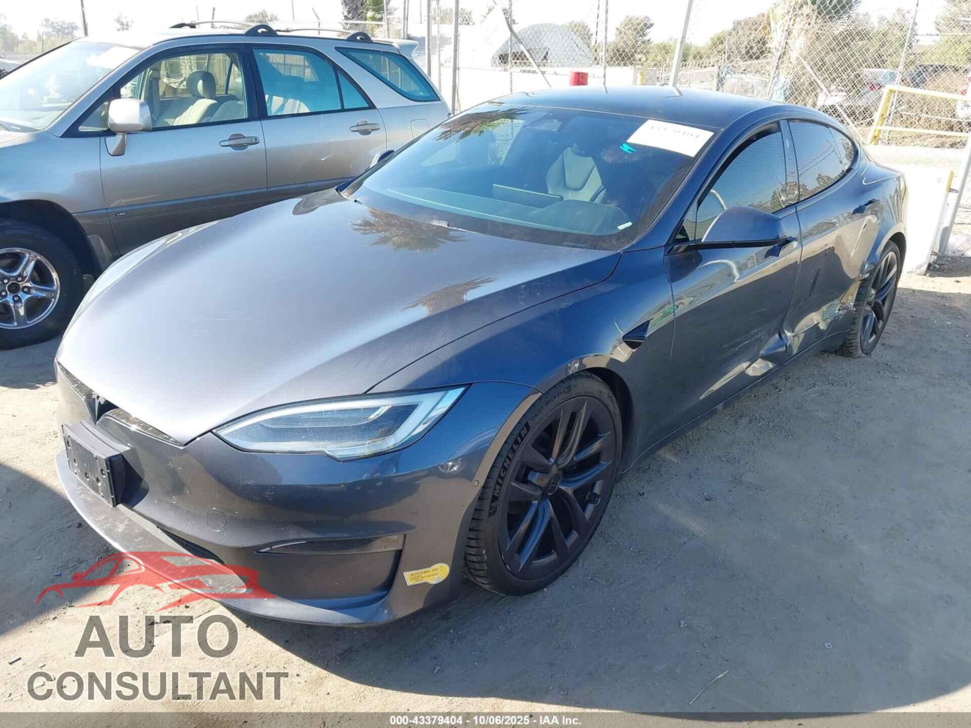 TESLA MODEL S 2022 - 5YJSA1E51NF464603