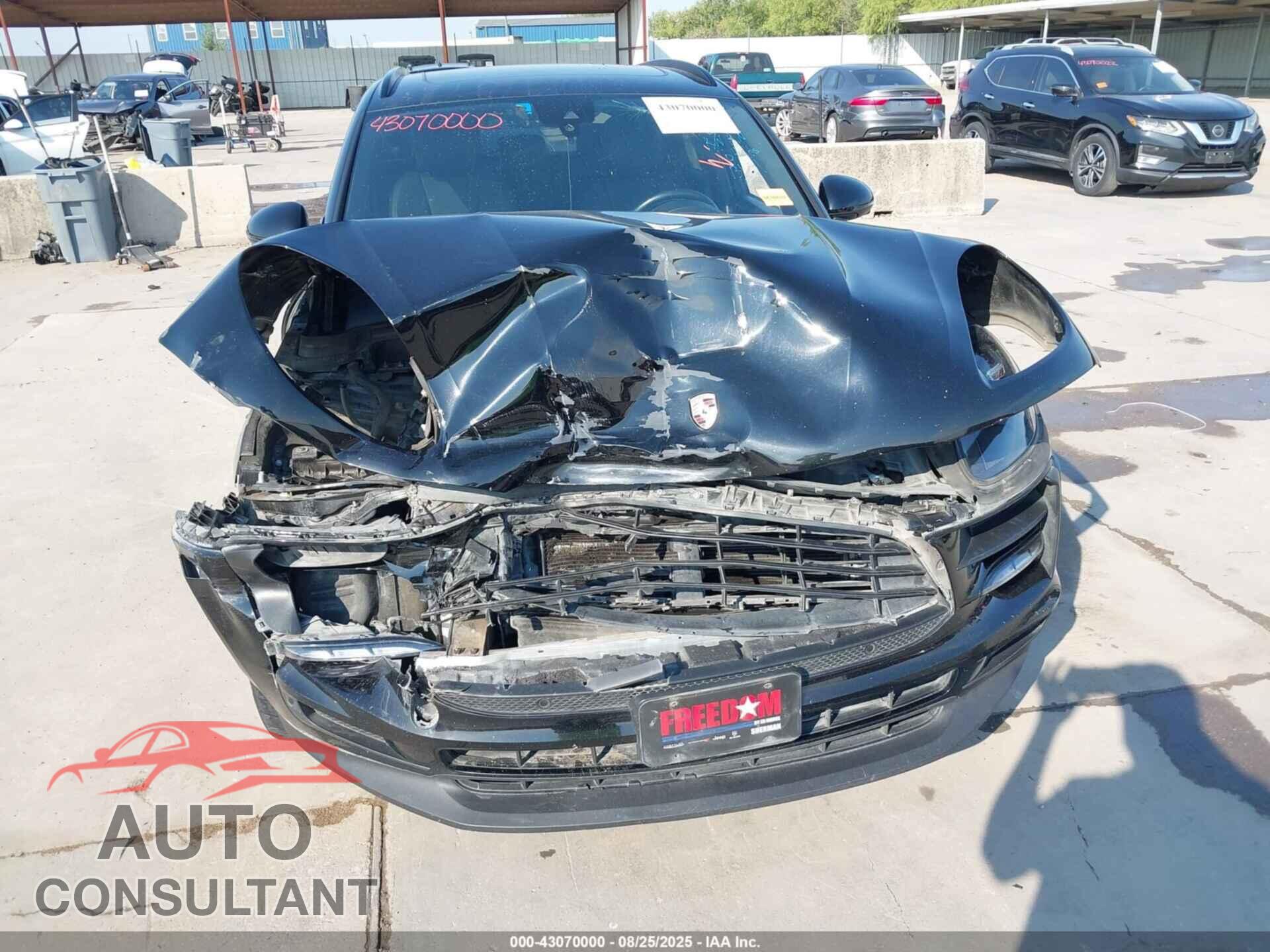 PORSCHE MACAN 2019 - WP1AA2A56KLB07738