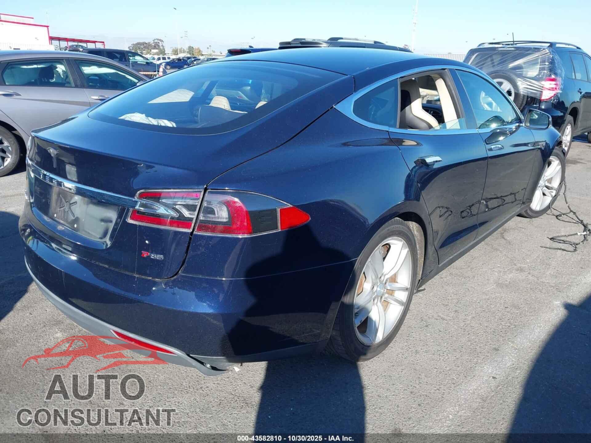 TESLA MODEL S 2013 - 5YJSA1DP9DFP06278