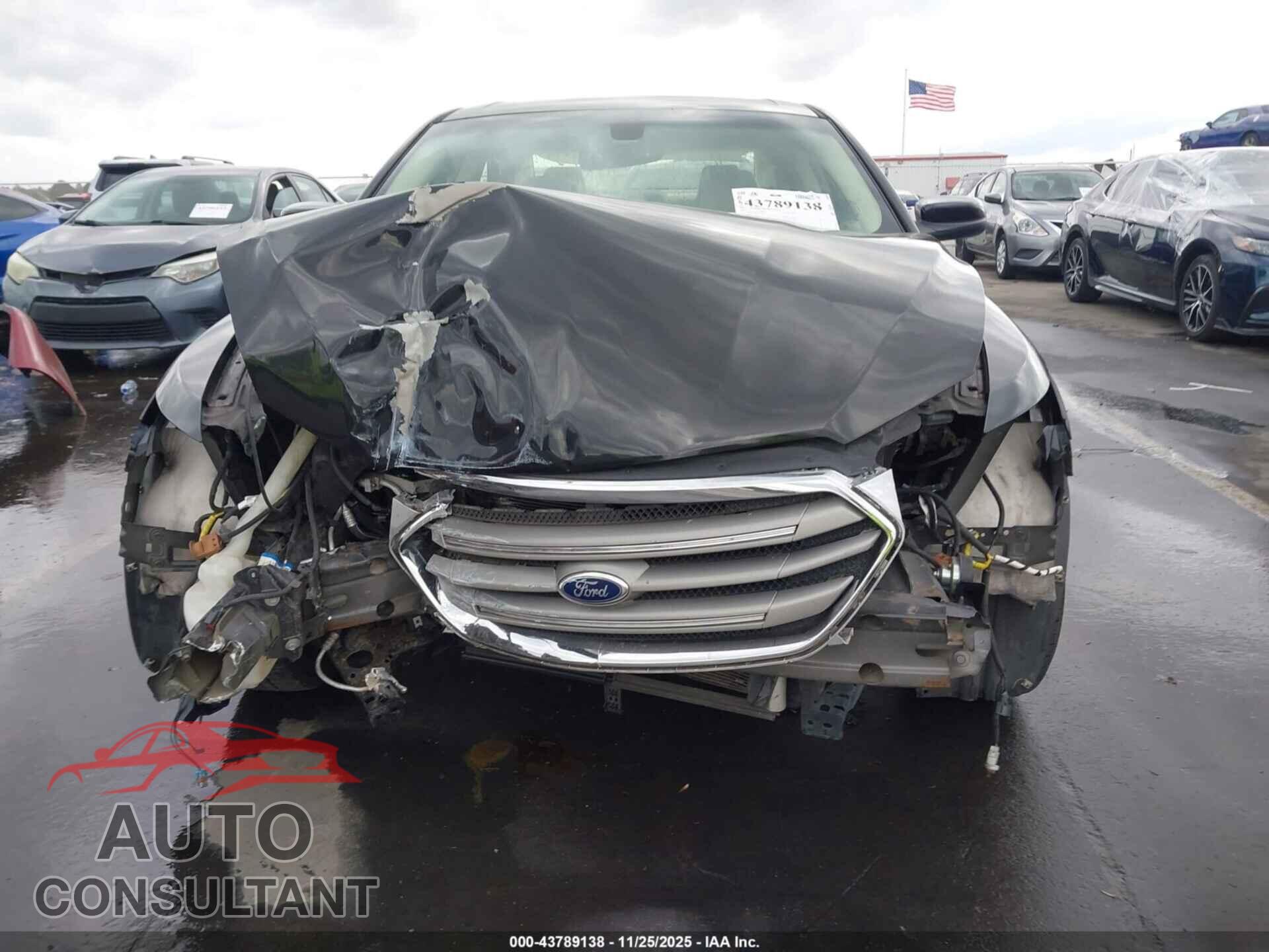 FORD TAURUS 2013 - 1FAHP2E82DG209655