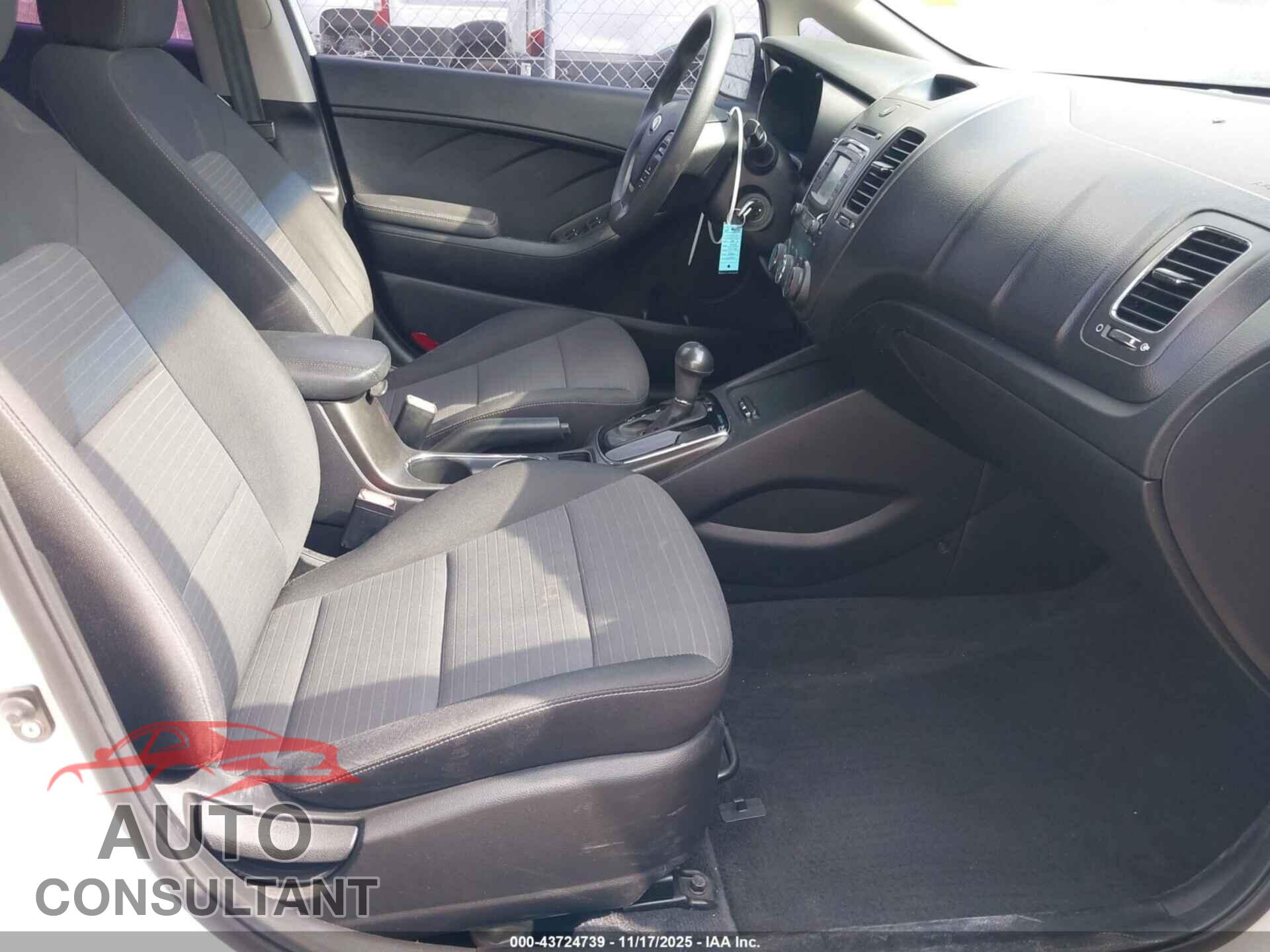 KIA FORTE 2017 - 3KPFL4A73HE124738