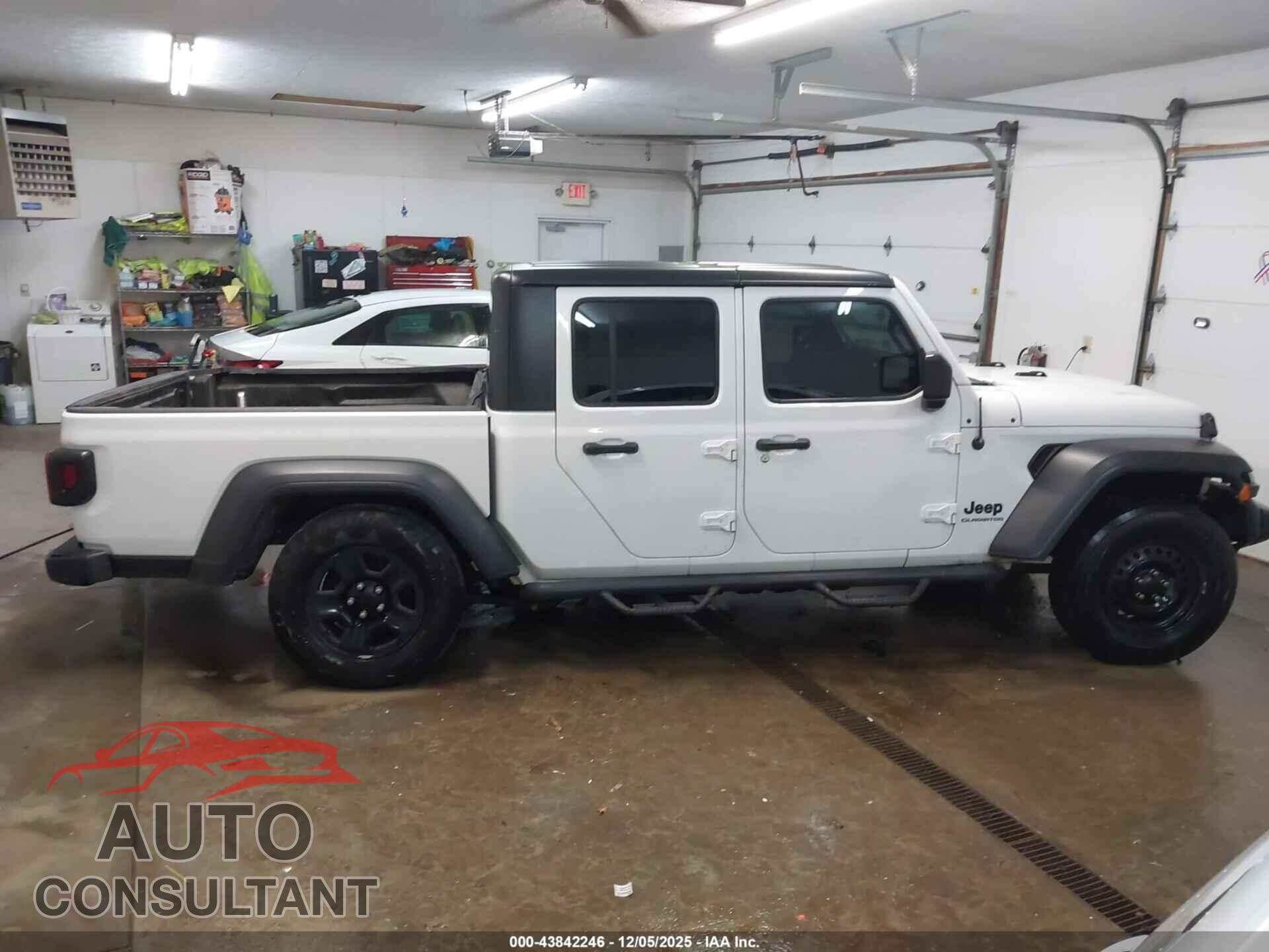 JEEP GLADIATOR 2020 - 1C6HJTAG3LL143841