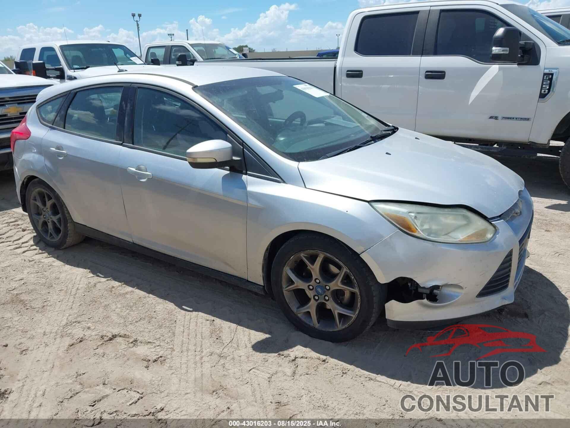 FORD FOCUS 2013 - 1FADP3K27DL132440