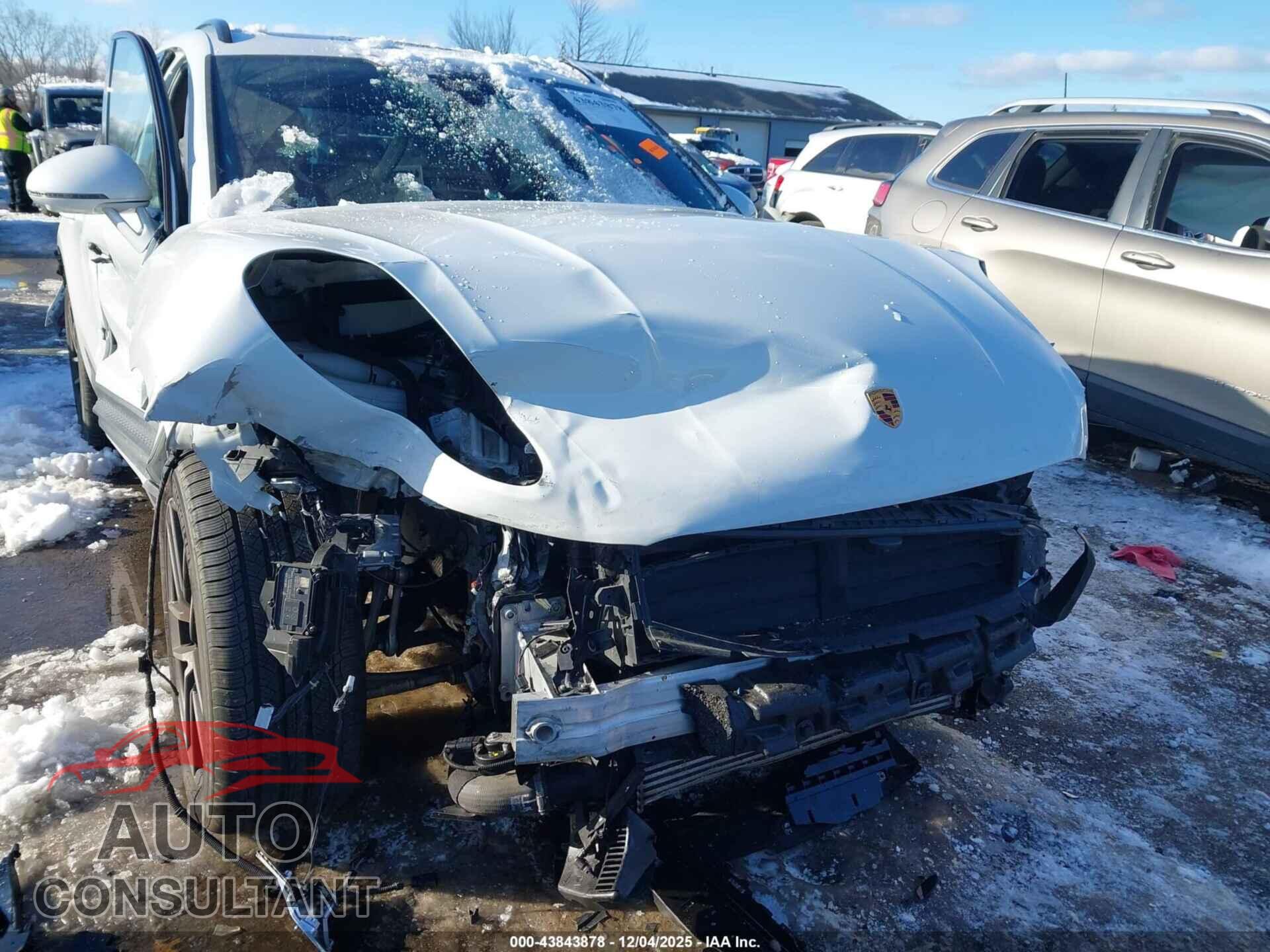 PORSCHE MACAN 2022 - WP1AA2A54NLB08357