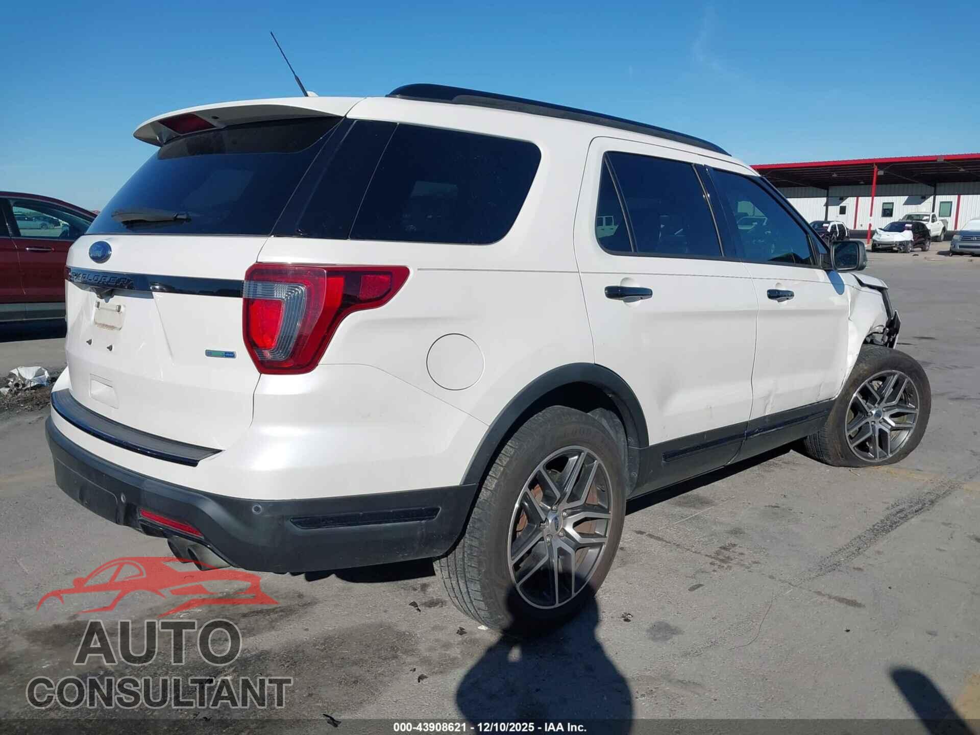 FORD EXPLORER 2018 - 1FM5K8GT2JGB30347