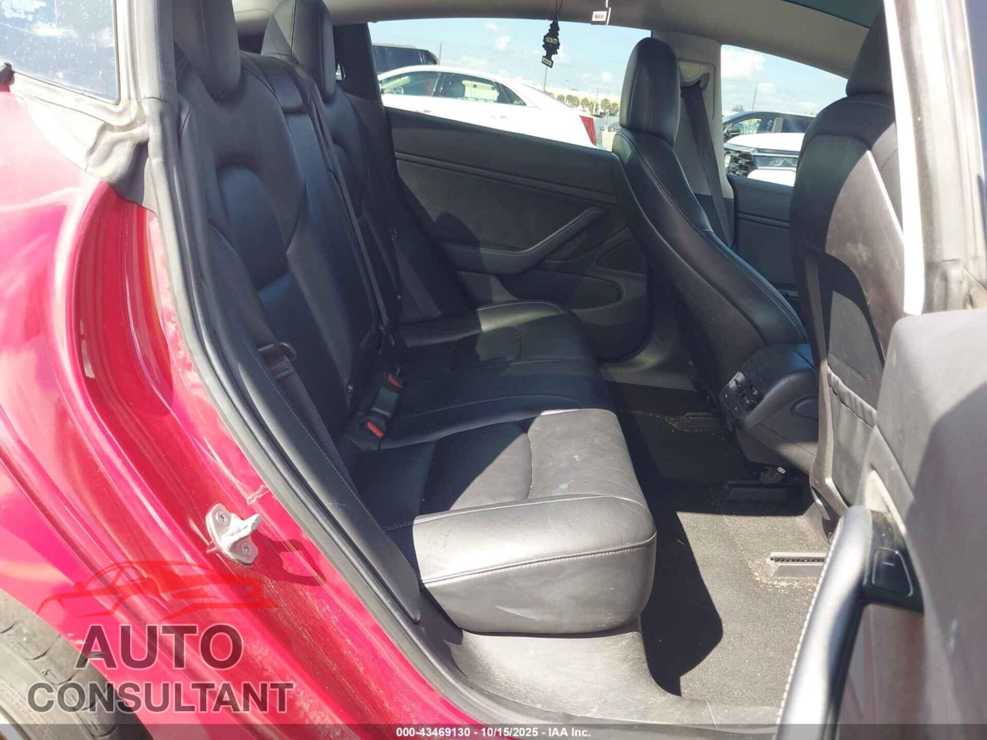 TESLA MODEL 3 2018 - 5YJ3E1EA7JF031173