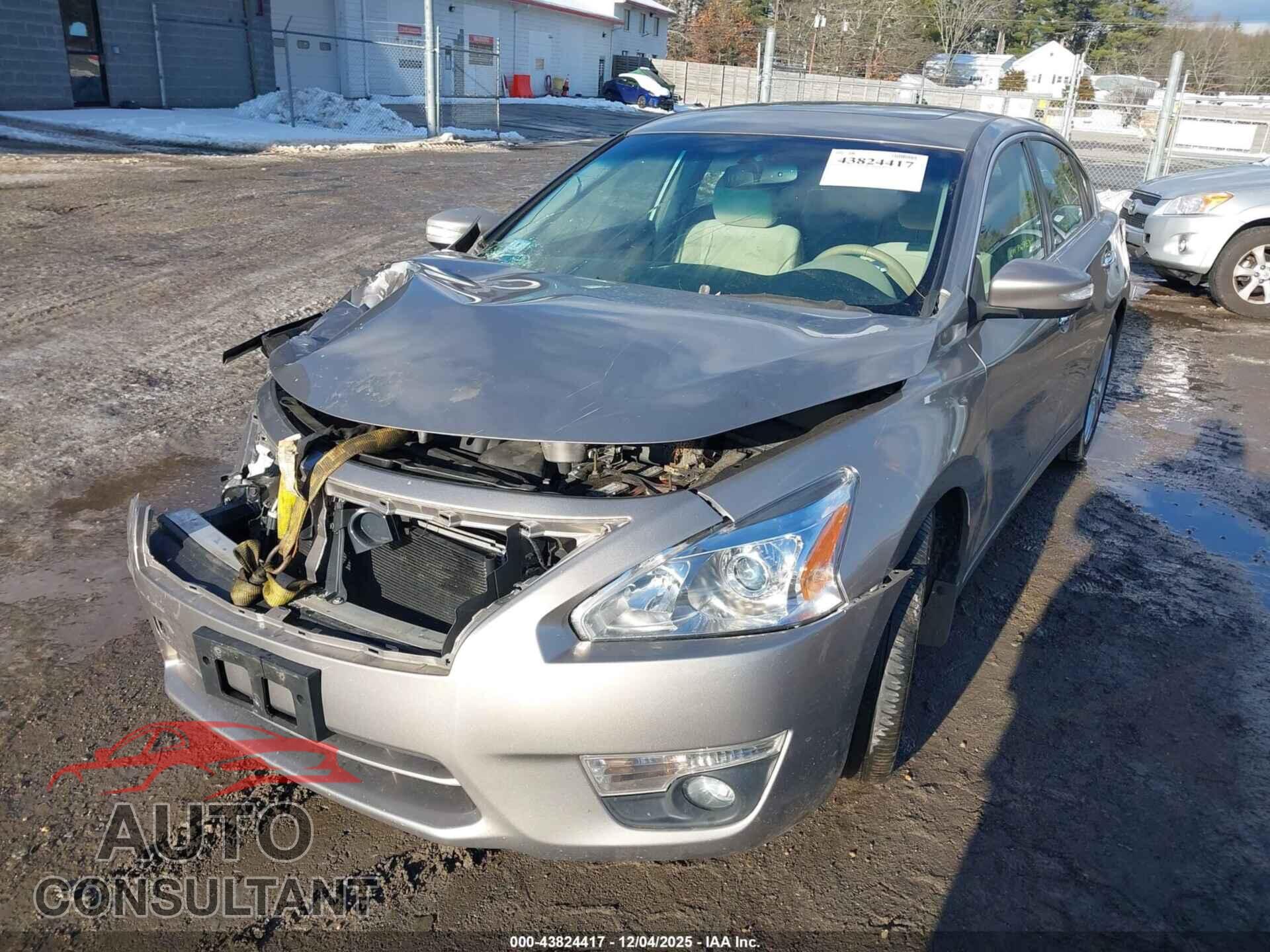 NISSAN ALTIMA 2013 - 1N4BL3AP1DN448470