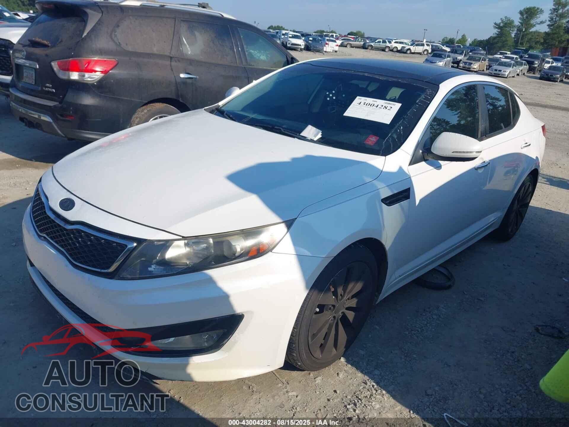 KIA OPTIMA 2011 - KNAGR4A67B5150916