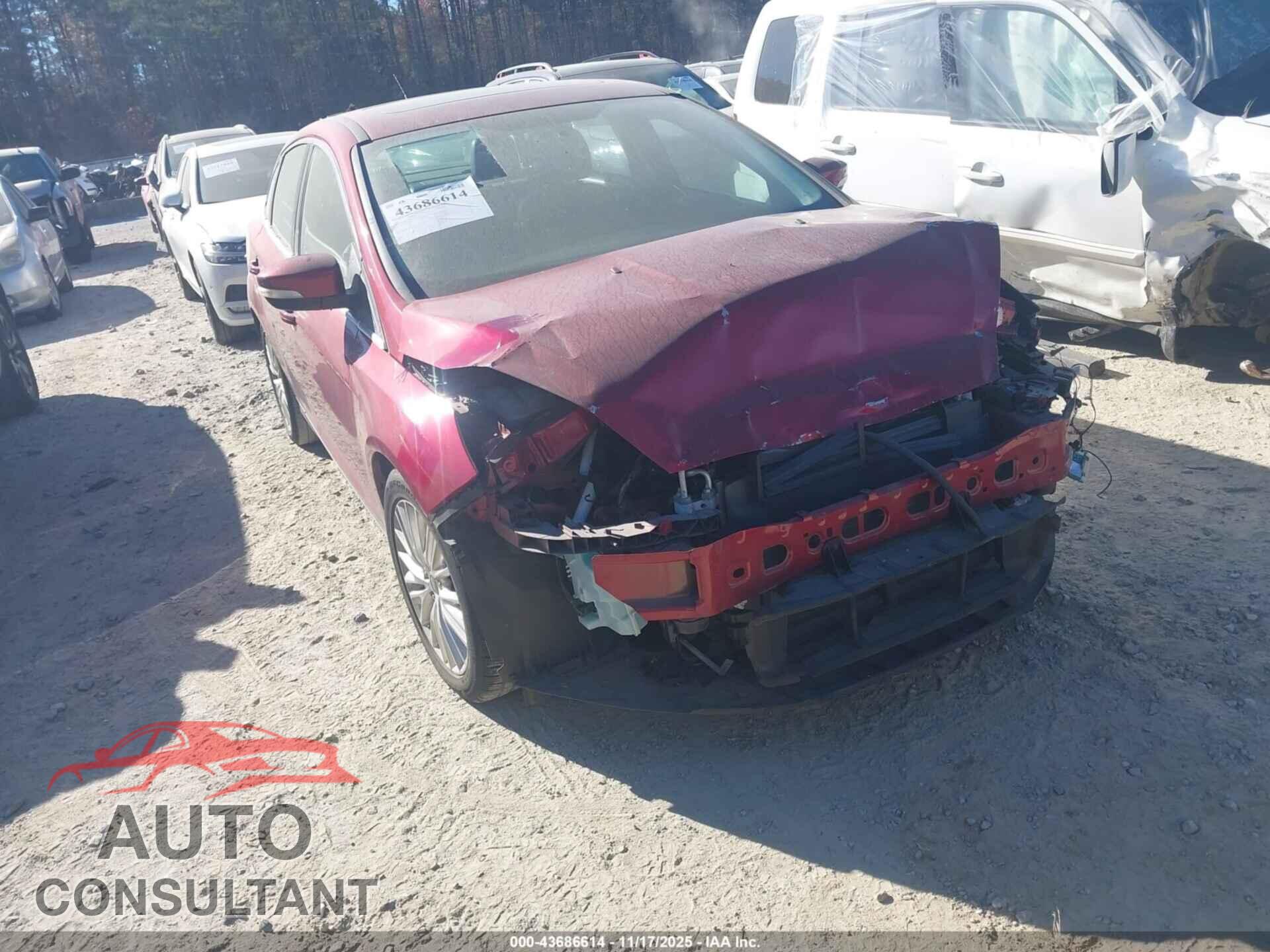 FORD FOCUS 2017 - 1FADP3J20HL348539
