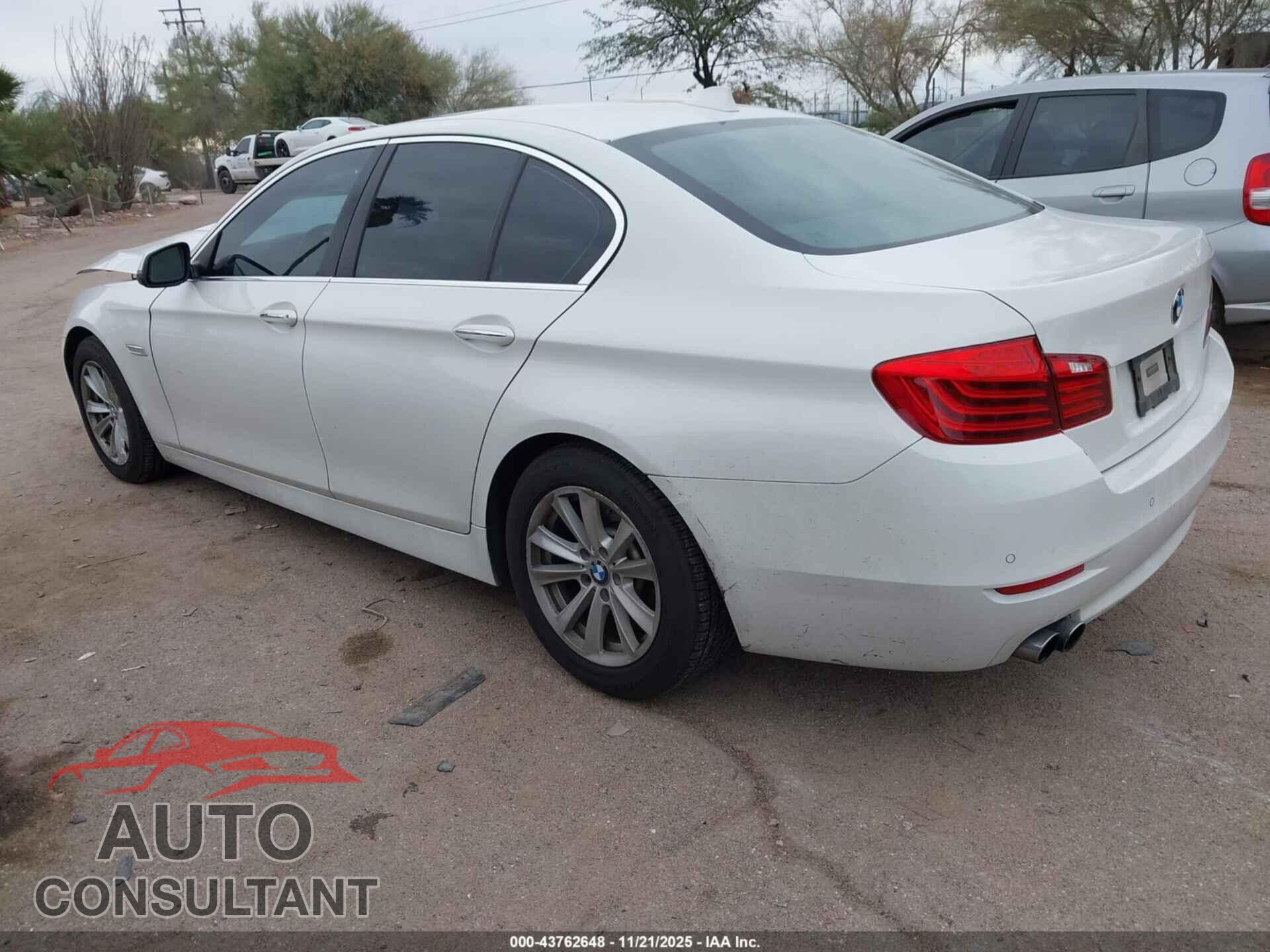 BMW 528I 2014 - WBA5A5C58ED508155
