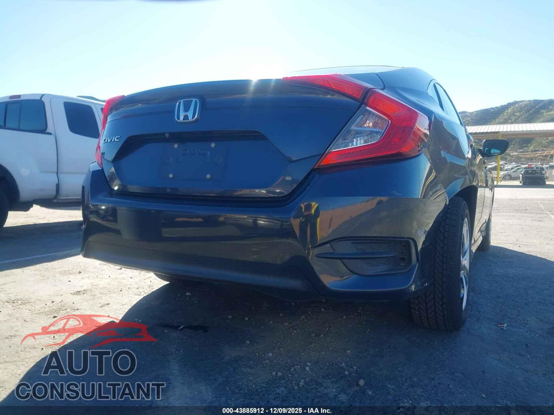 HONDA CIVIC 2017 - 2HGFC2F53HH509010