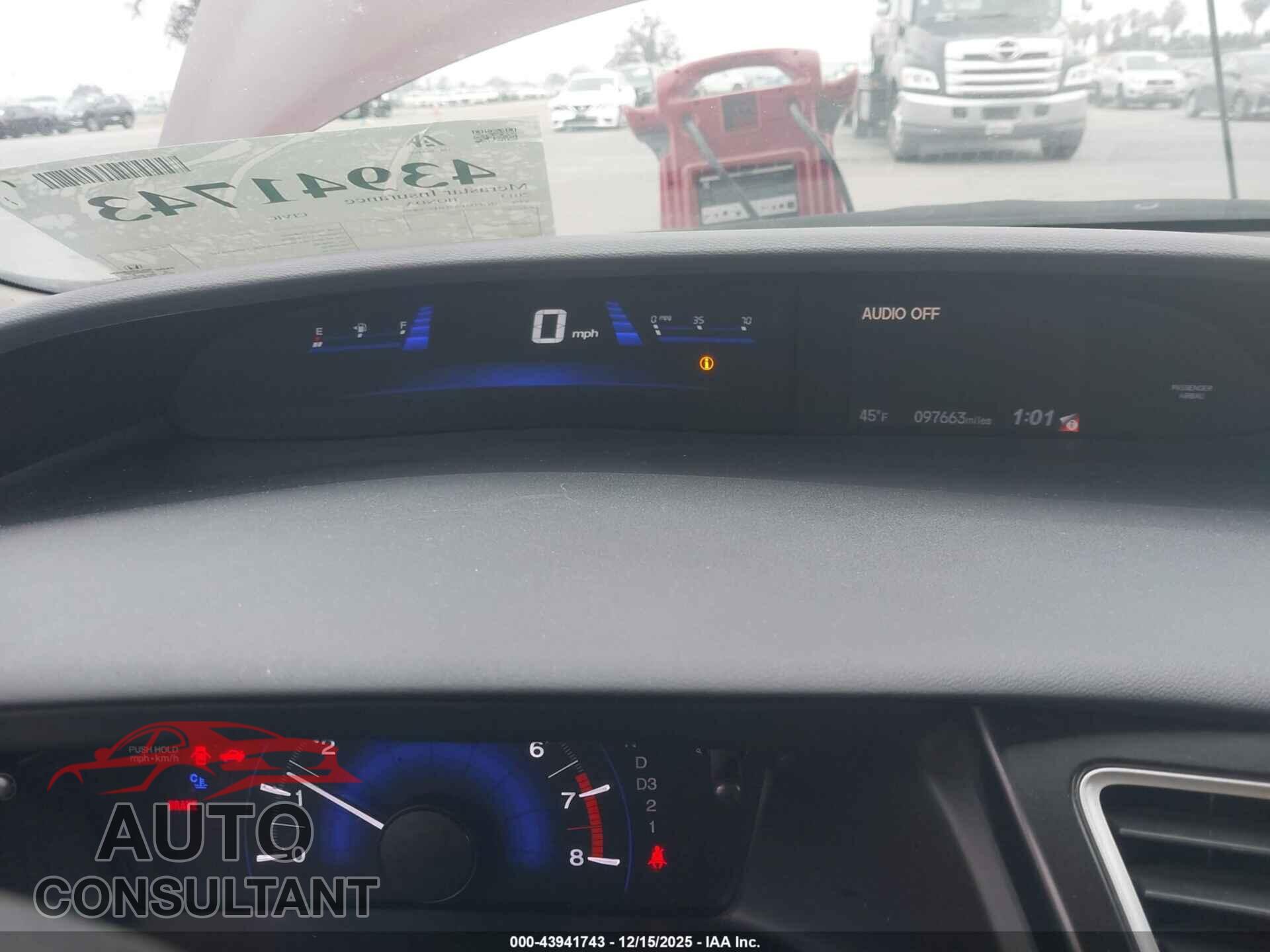 HONDA CIVIC 2013 - 2HGFB2F55DH526856