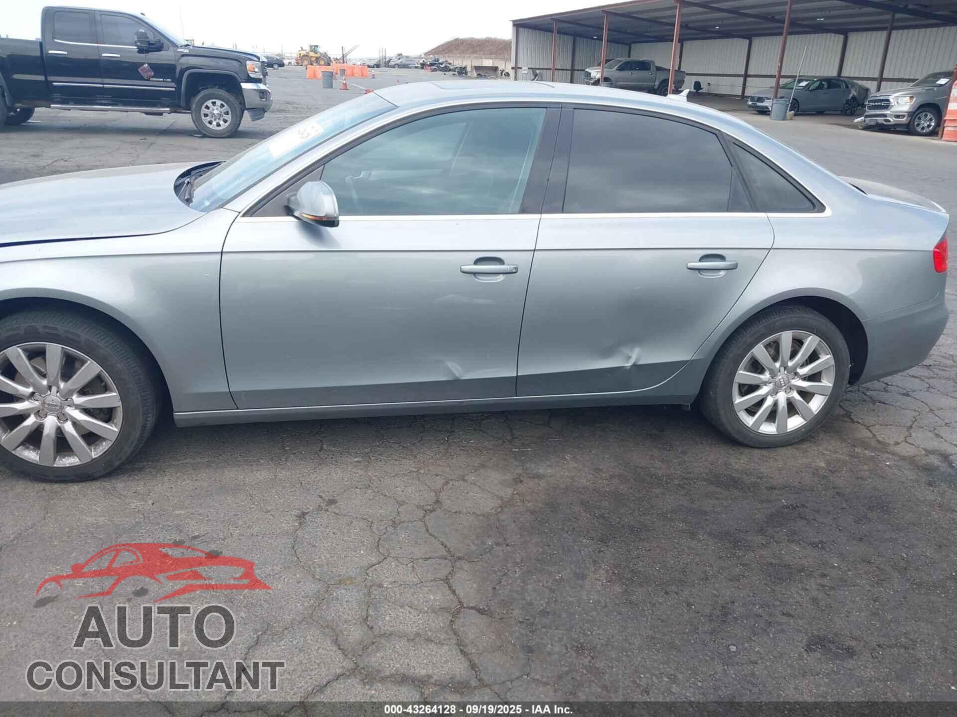 AUDI A4 2010 - WAUEFAFL7AN032148