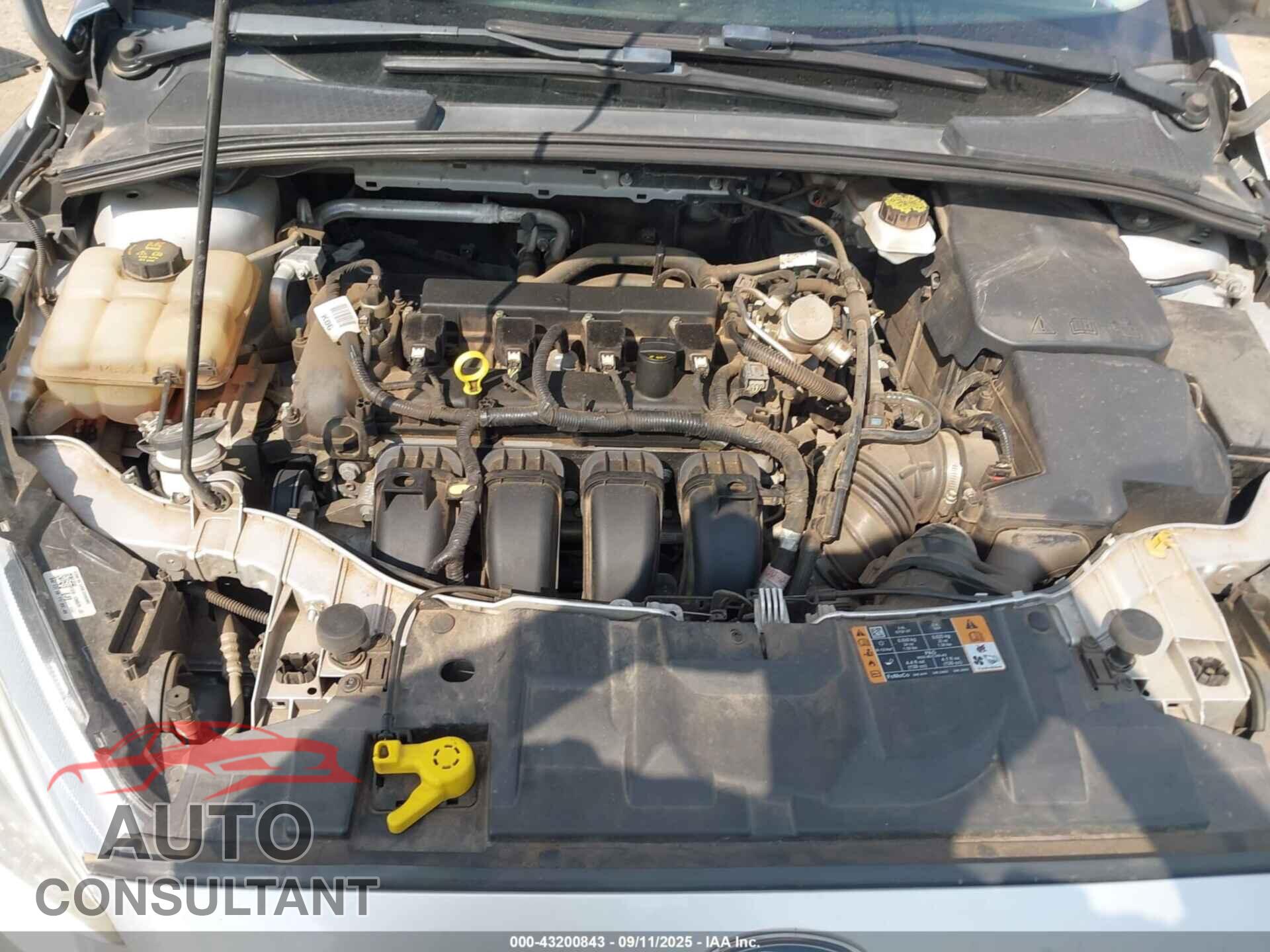 FORD FOCUS 2018 - 1FADP3E28JL322075