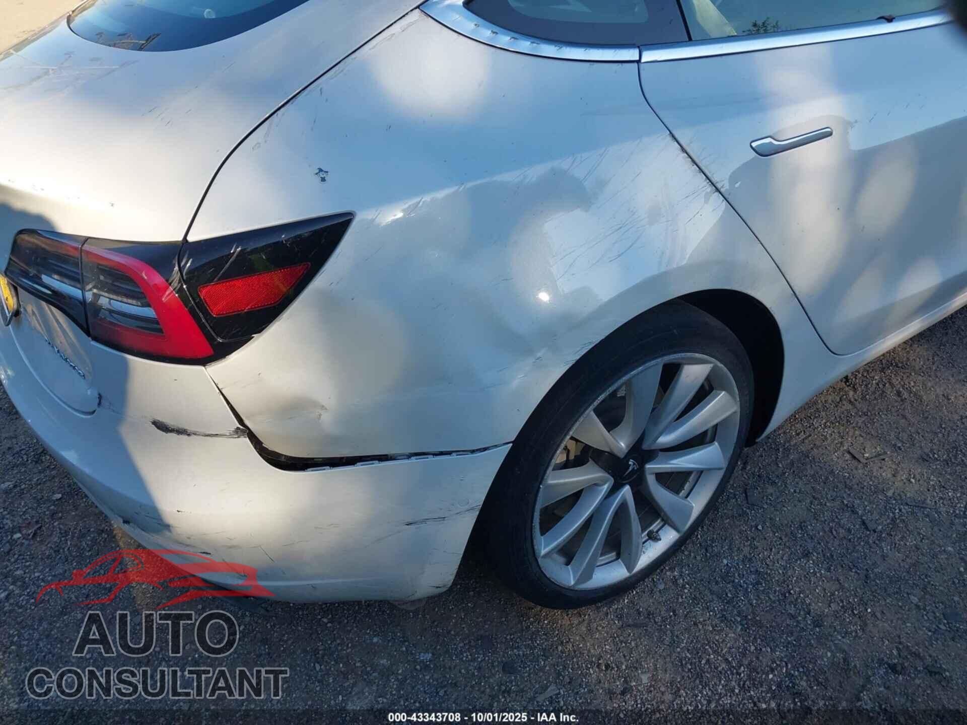 TESLA MODEL 3 2019 - 5YJ3E1EB9KF454668
