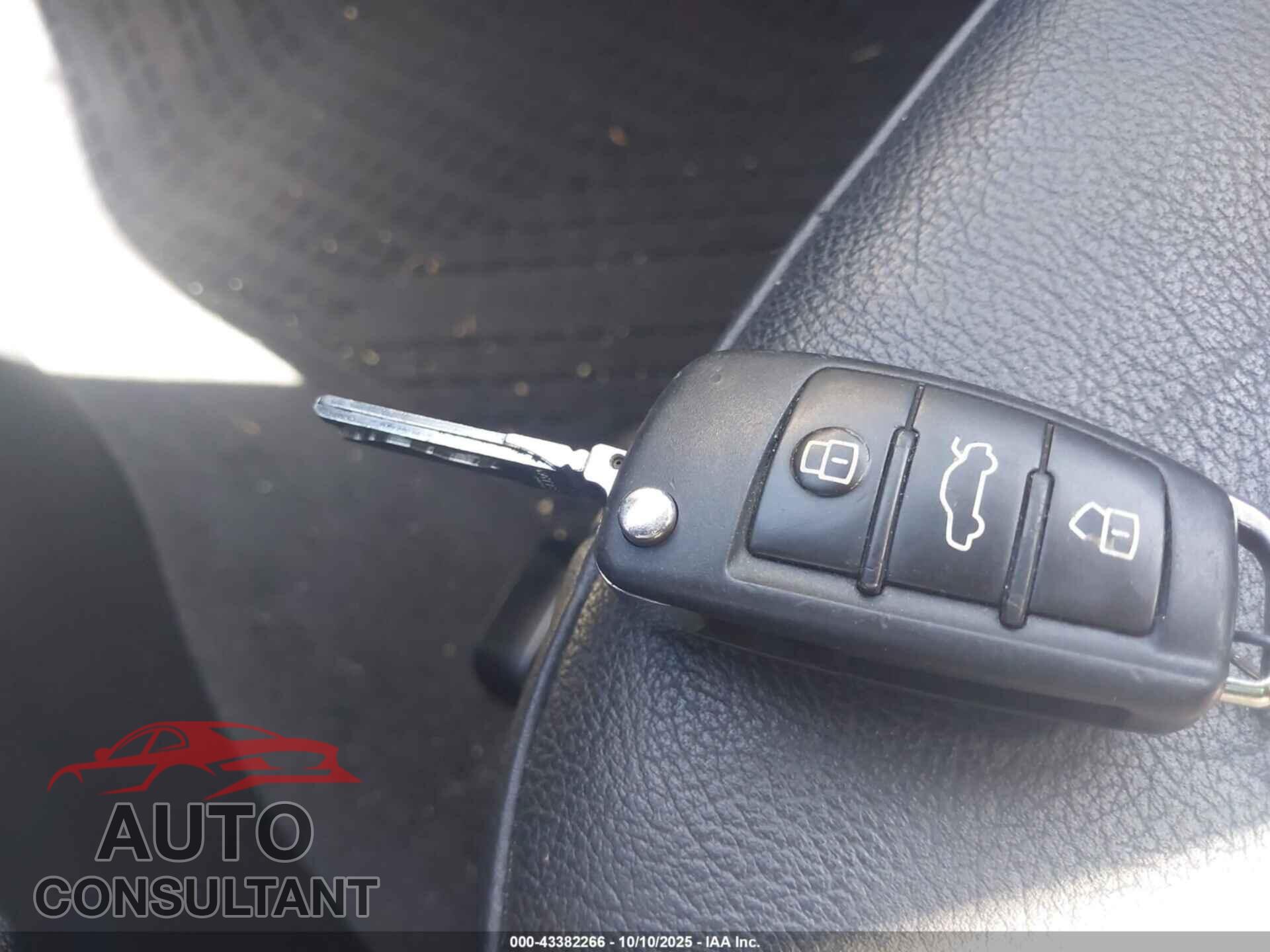 AUDI A3 2015 - WAUBFGFF8F1005698