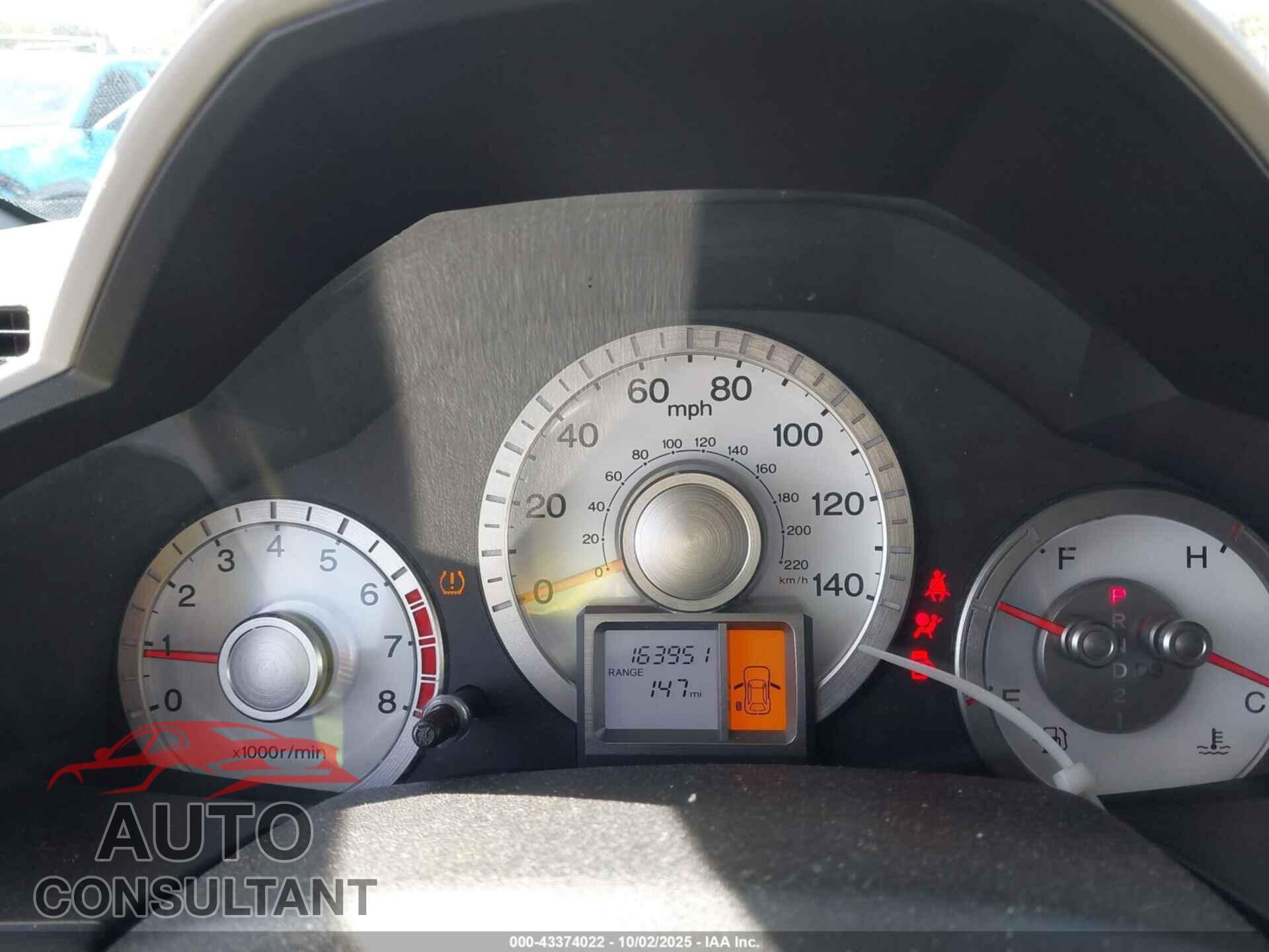 HONDA PILOT 2011 - 5FNYF3H20BB008550