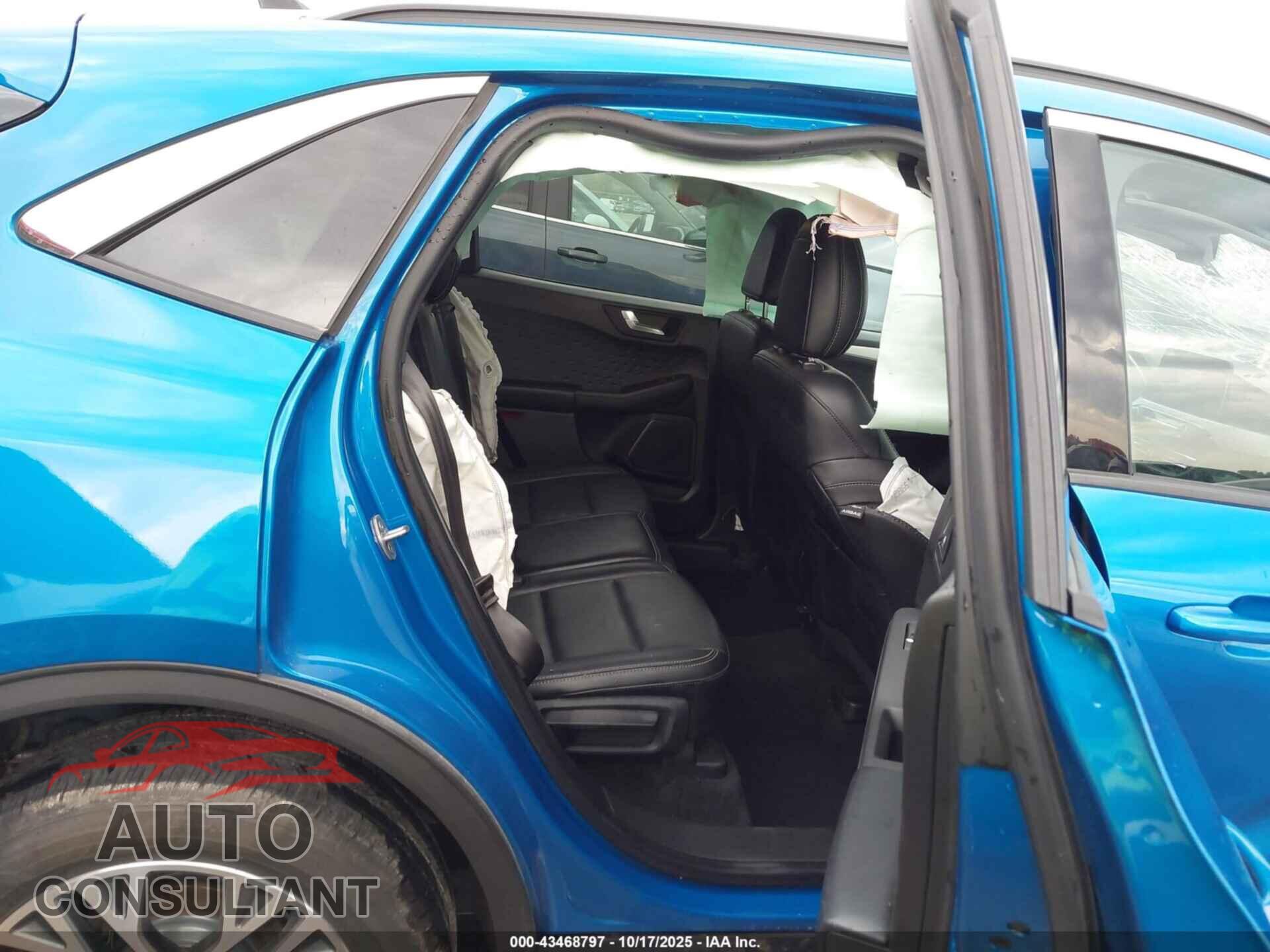 FORD ESCAPE 2020 - 1FMCU9H99LUA09202