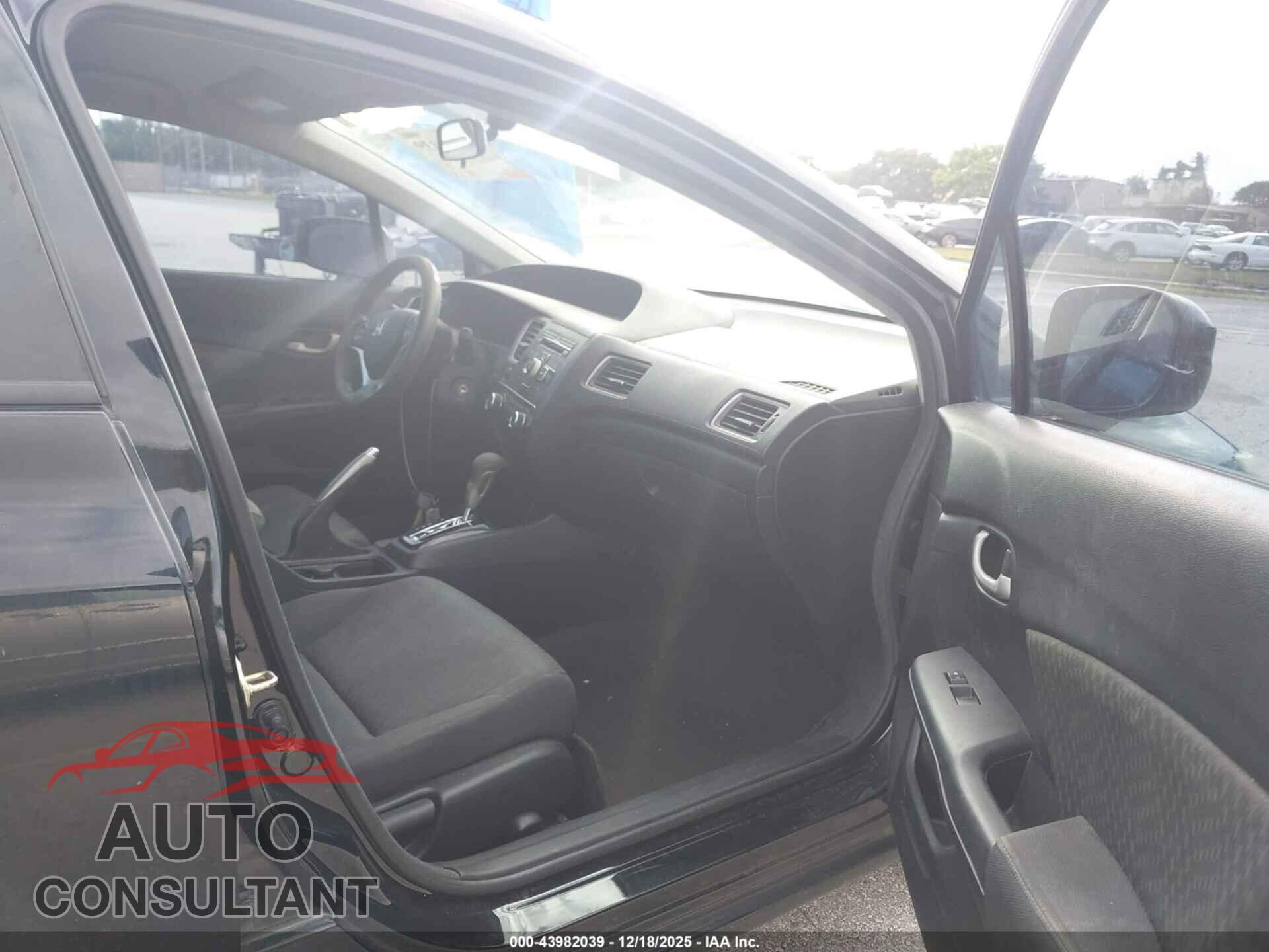 HONDA CIVIC 2014 - 19XFB2F57EE078003