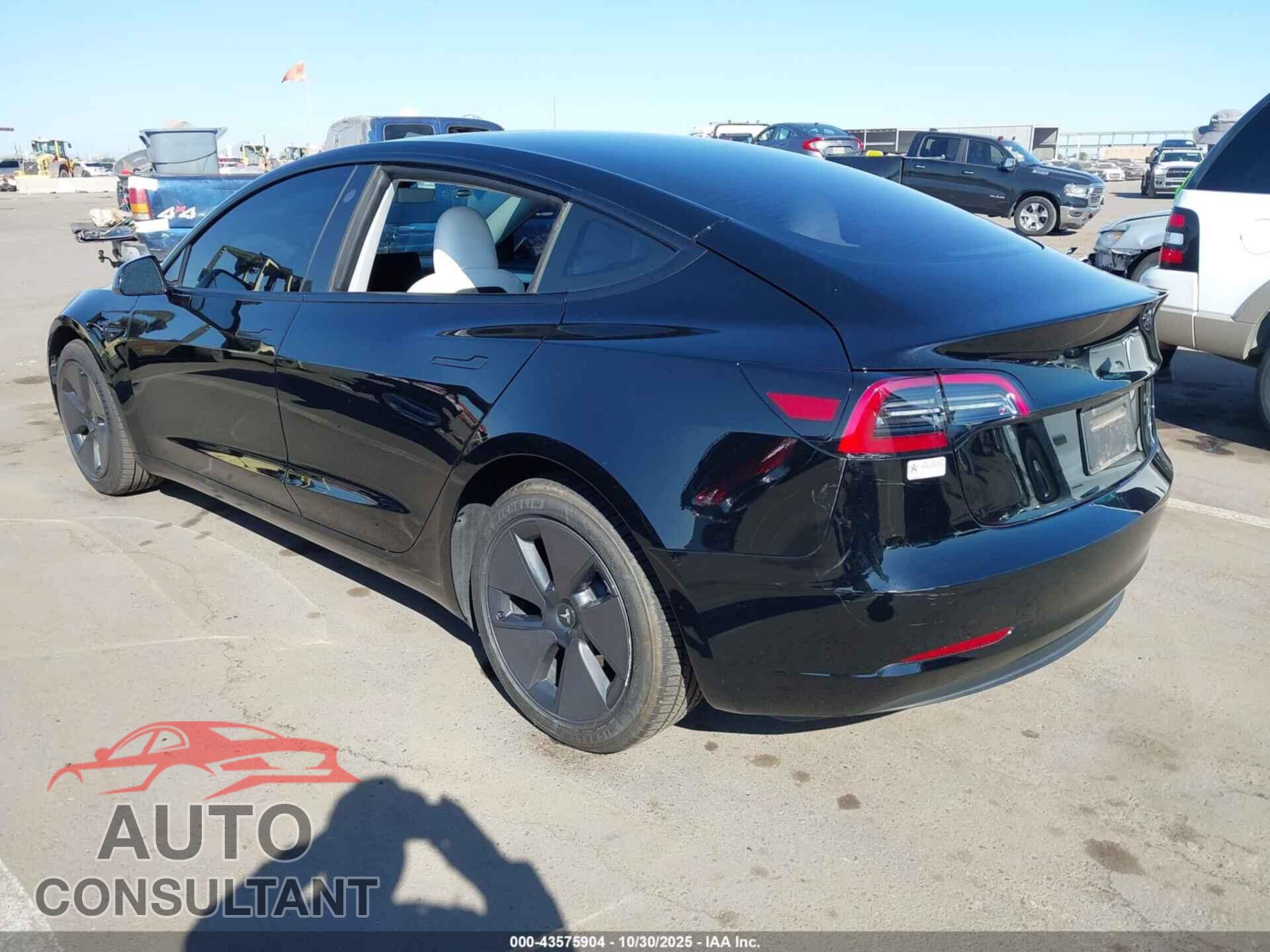 TESLA MODEL 3 2023 - 5YJ3E1EA1PF592526