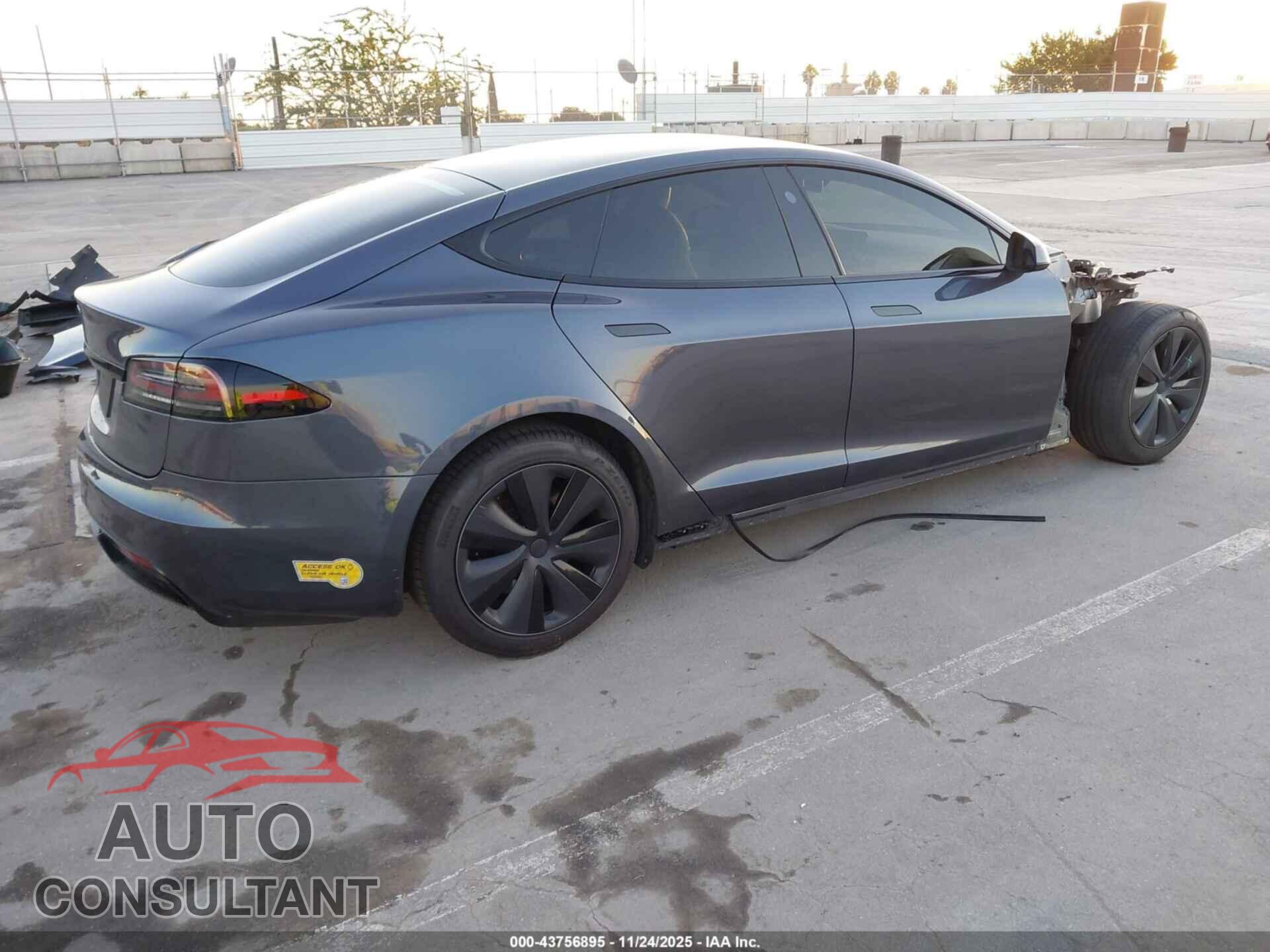 TESLA MODEL S 2022 - 5YJSA1E59NF491029
