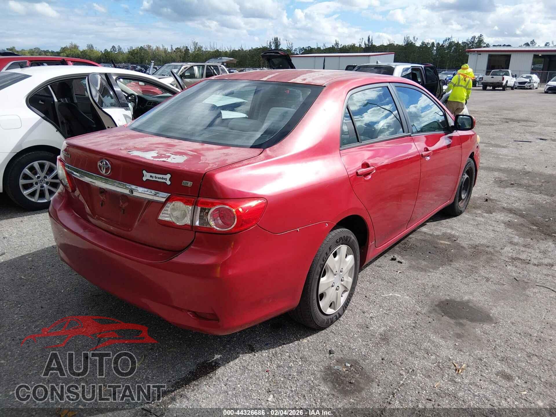 TOYOTA COROLLA 2011 - 2T1BU4EEXBC674111