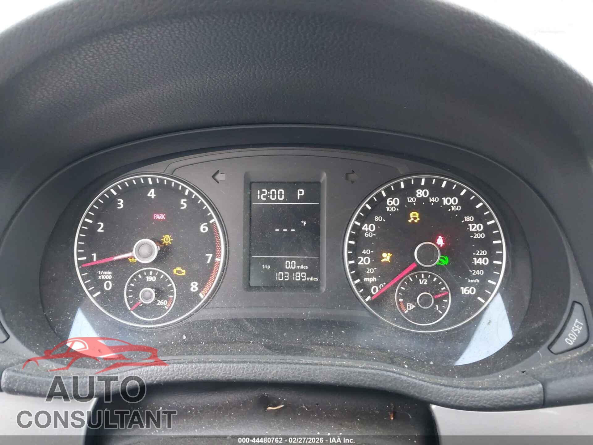 VOLKSWAGEN PASSAT 2014 - 1VWAT7A38EC093222