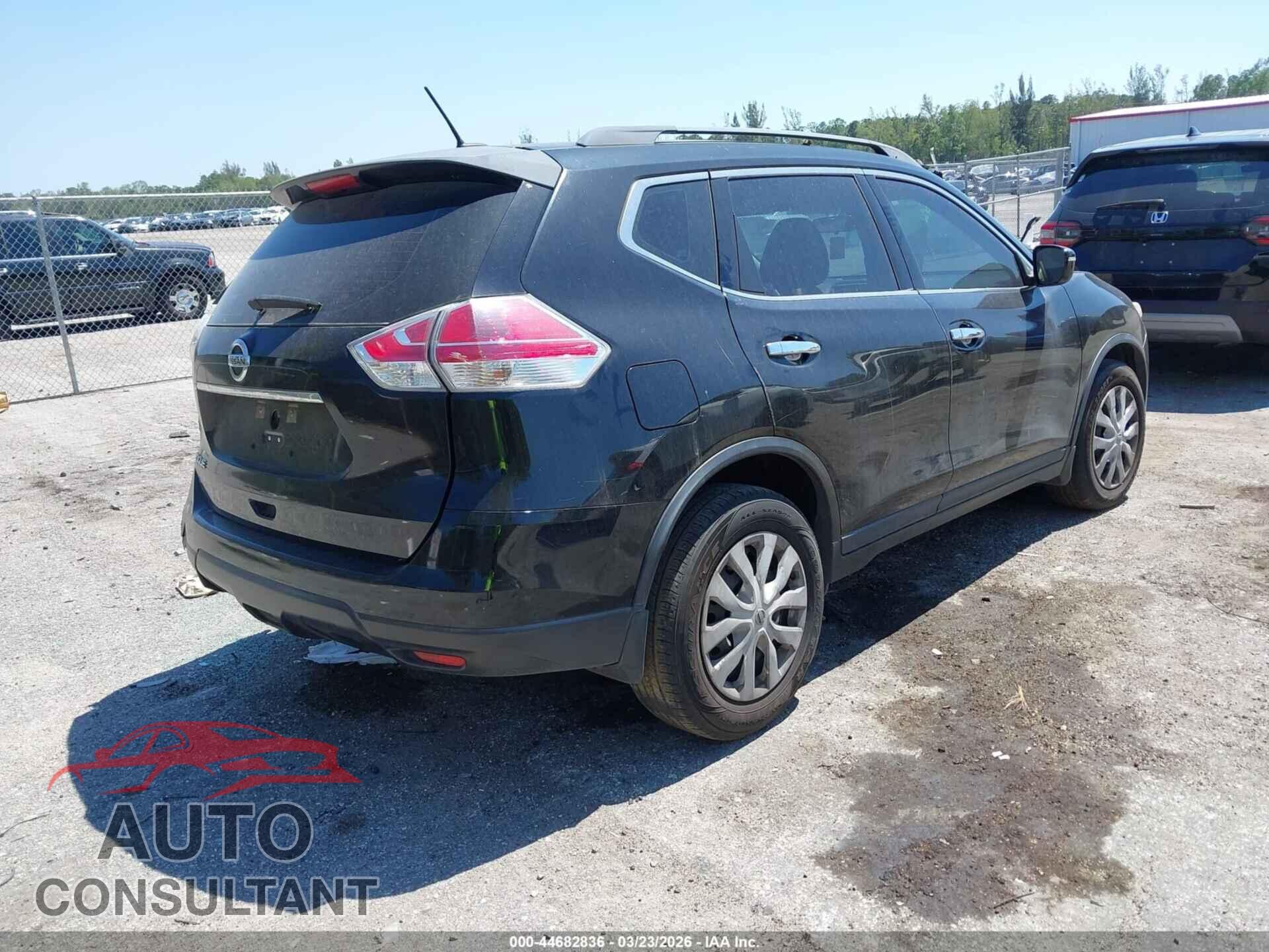 NISSAN ROGUE 2015 - KNMAT2MT5FP532159
