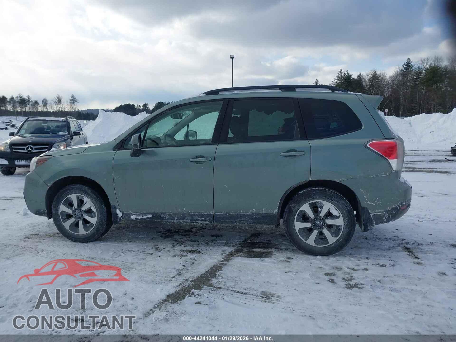 SUBARU FORESTER 2017 - JF2SJAEC2HH409971