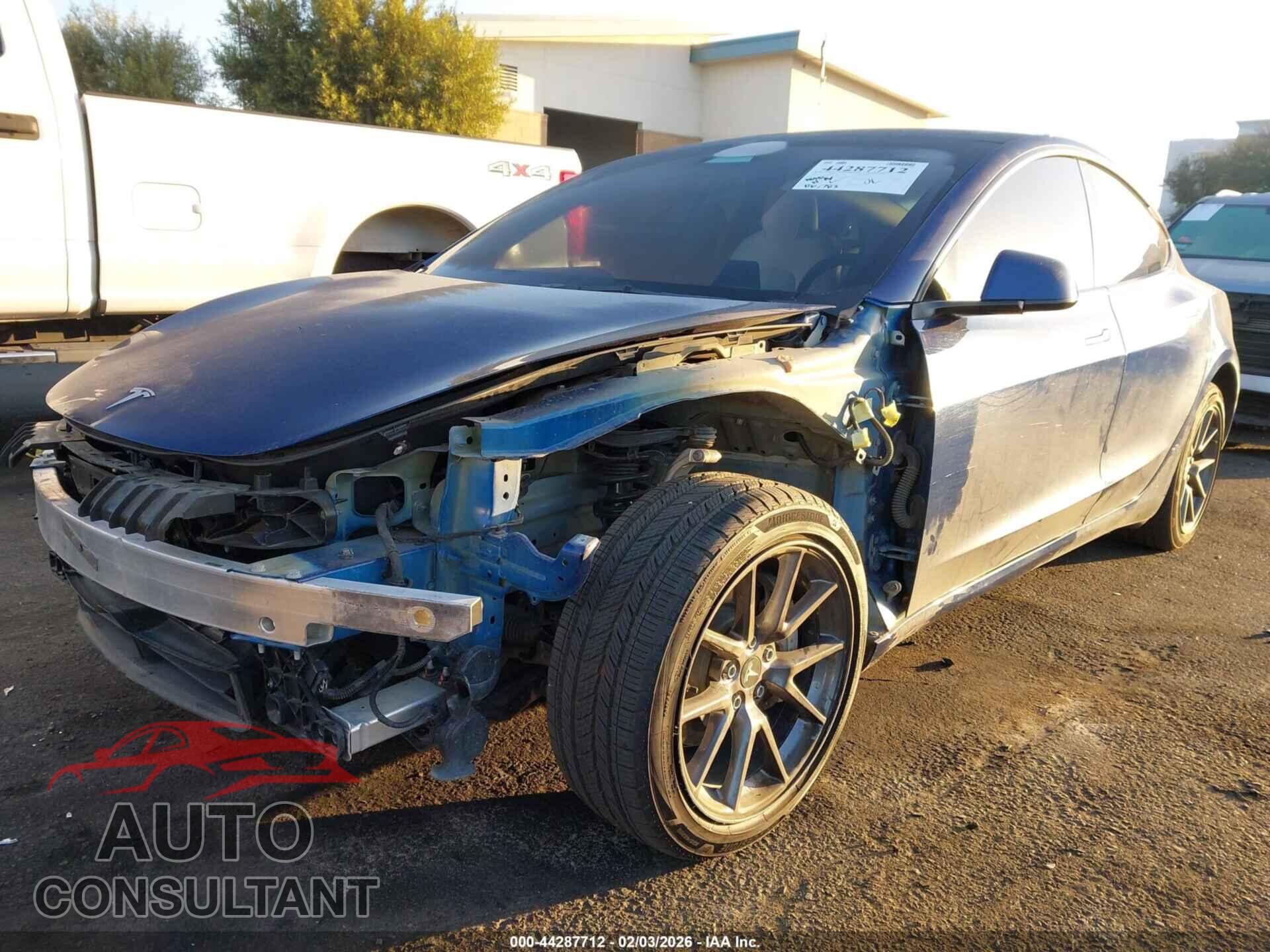 TESLA MODEL 3 2021 - 5YJ3E1EA8MF096697